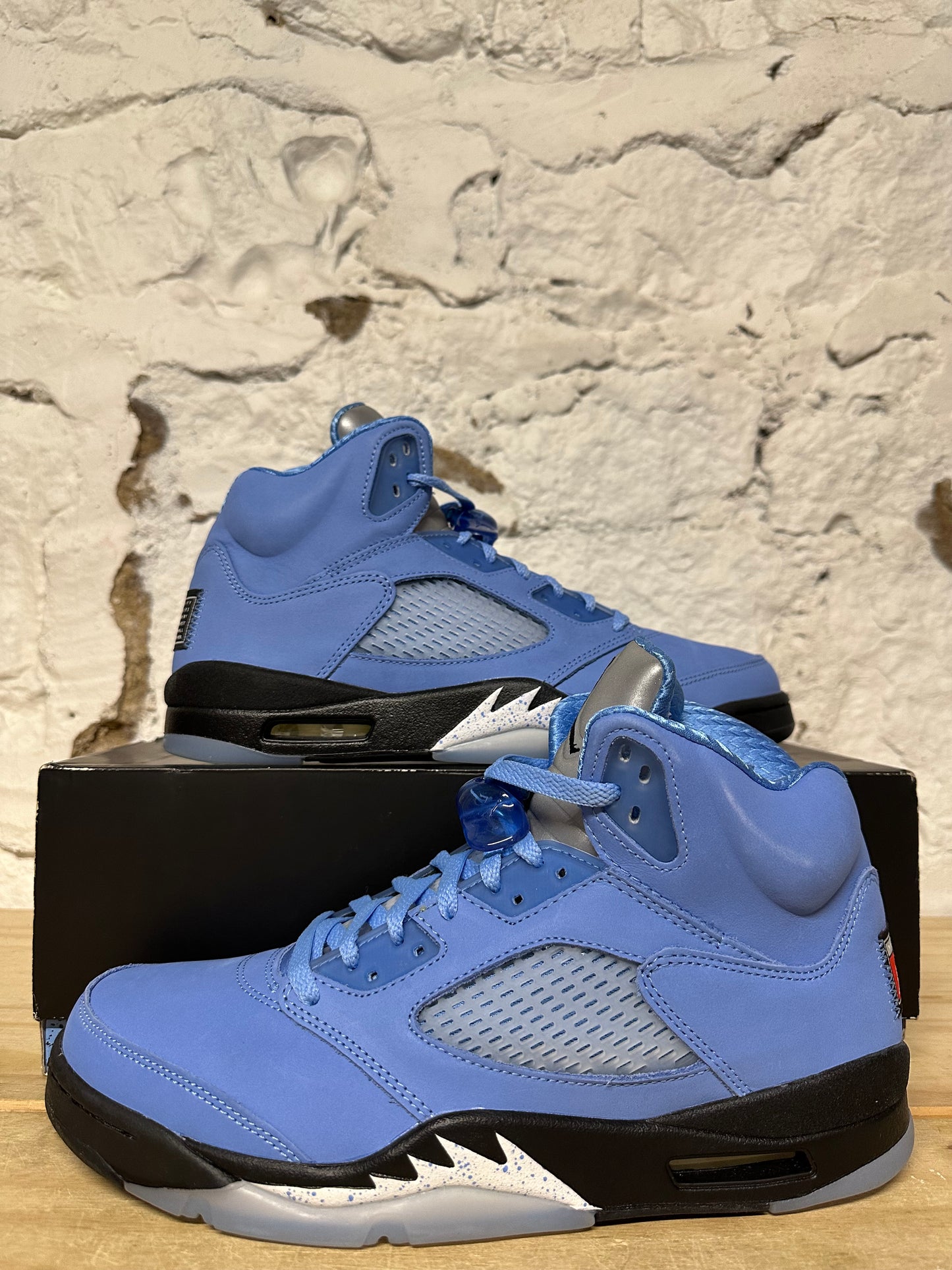 Air Jordan 5 UNC University Blue Sz 11 DS