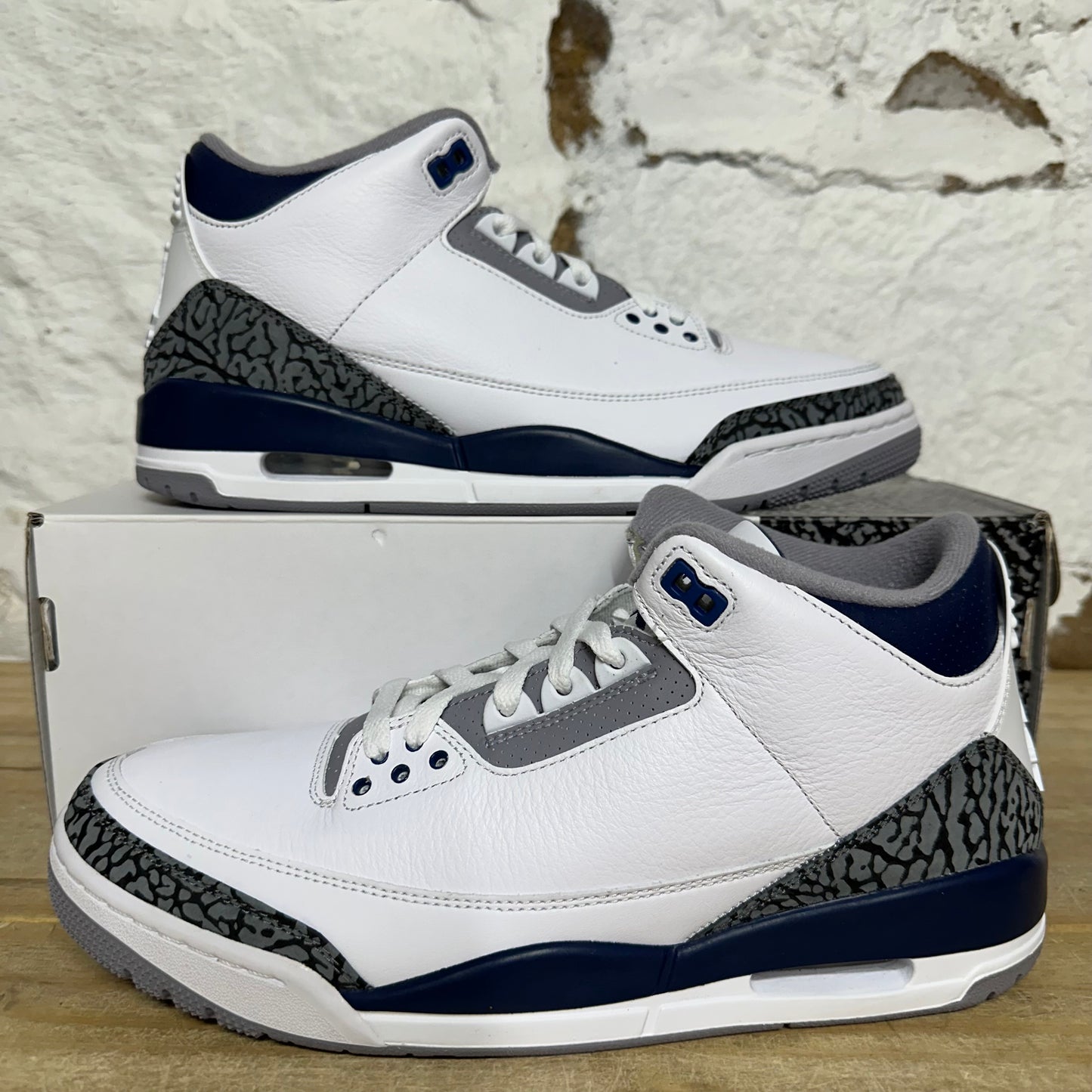 Air Jordan 3 Midnight Navy Sz 11 DS
