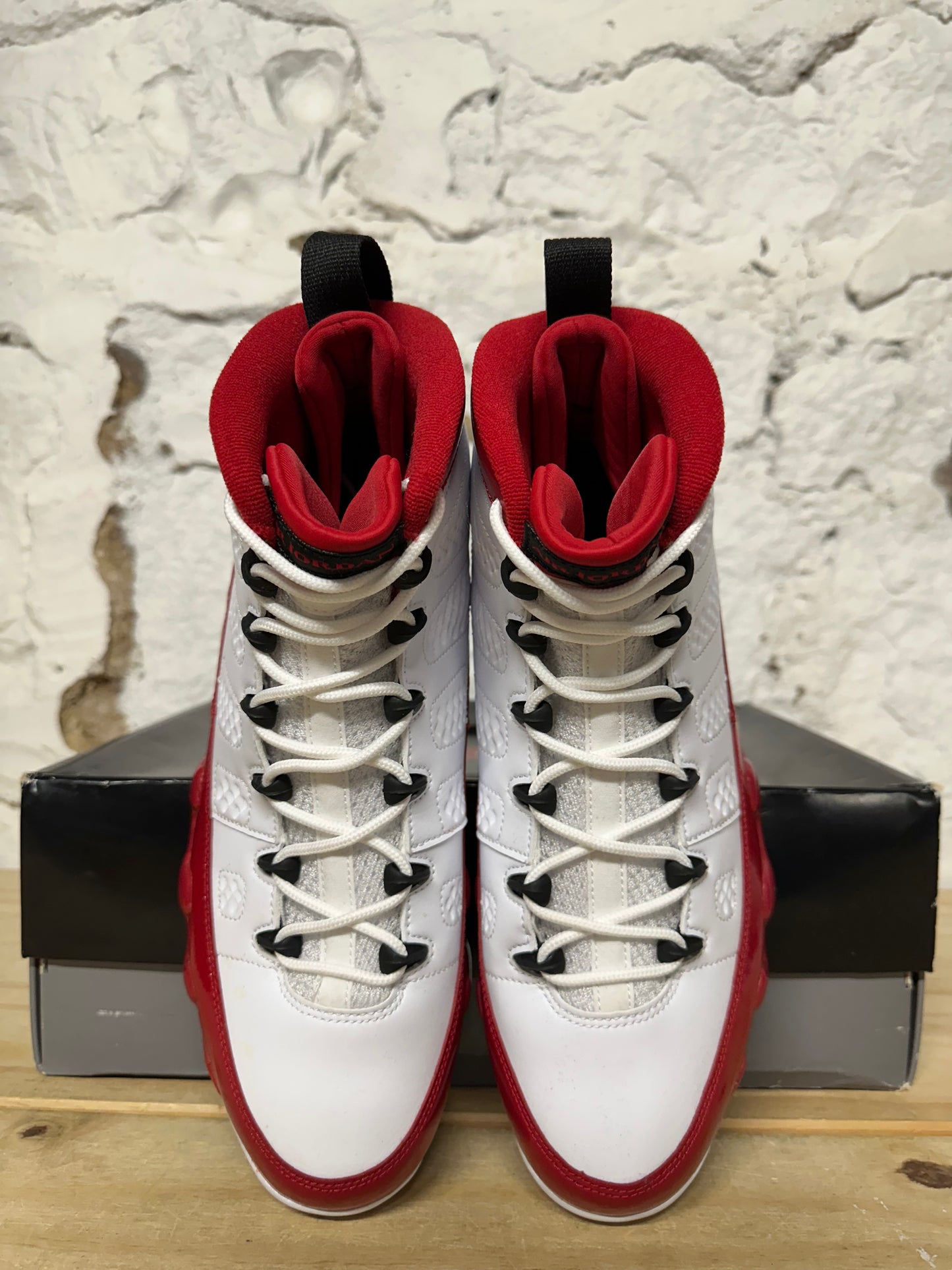 Air Jordan 9 Gym Red Sz 10.5 DS
