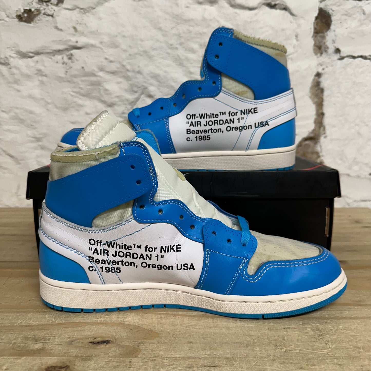 Air Jordan 1 High Off-White University Blue Sz 10.5