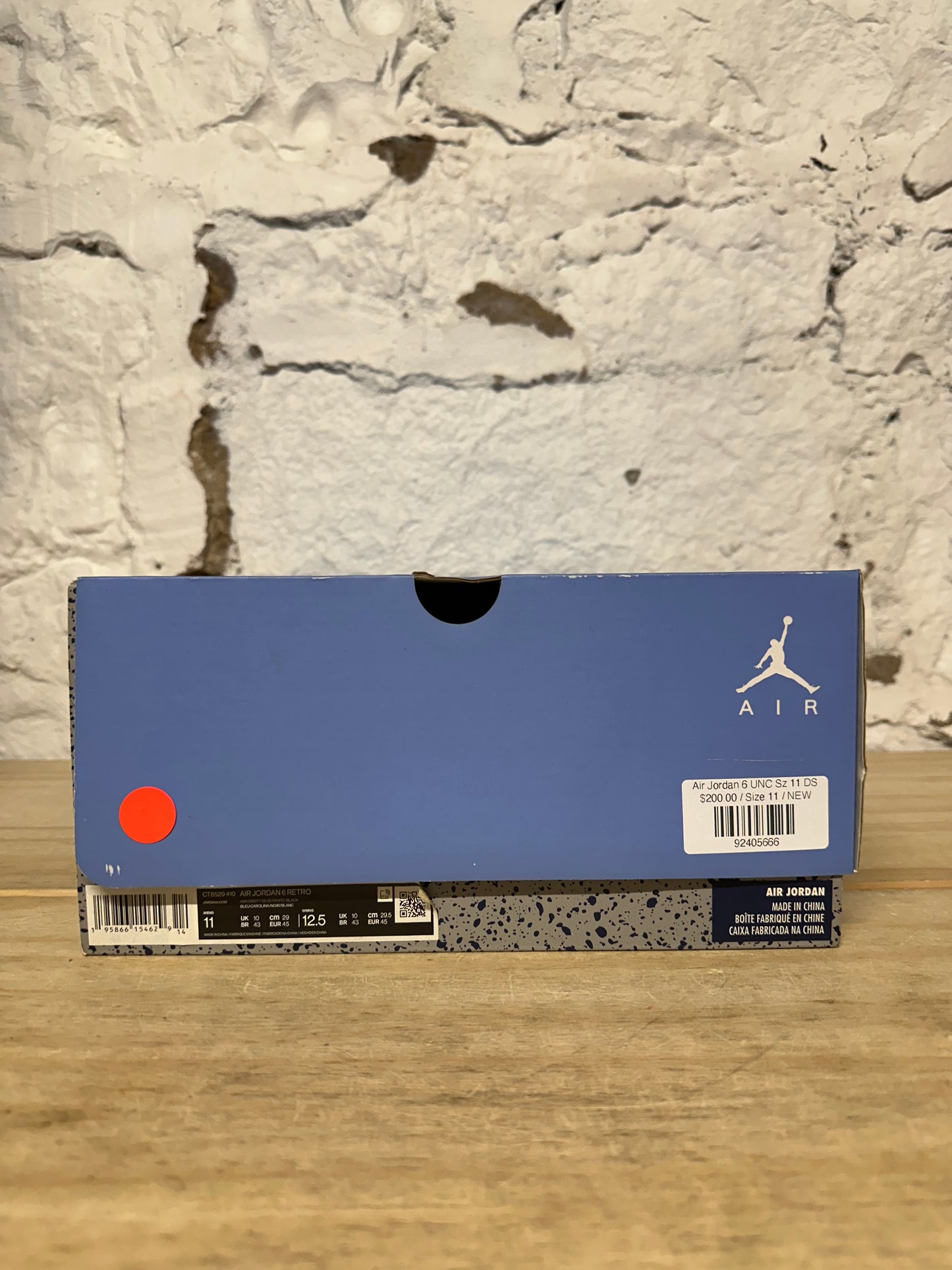 Air Jordan 6 UNC Sz 11 DS