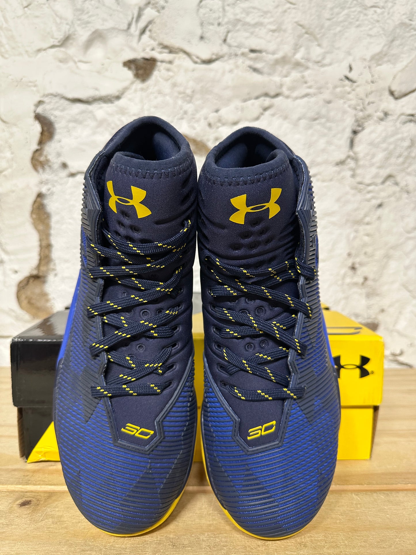 Under Armour Curry 2.5 Dub Nation Sz 10 DS