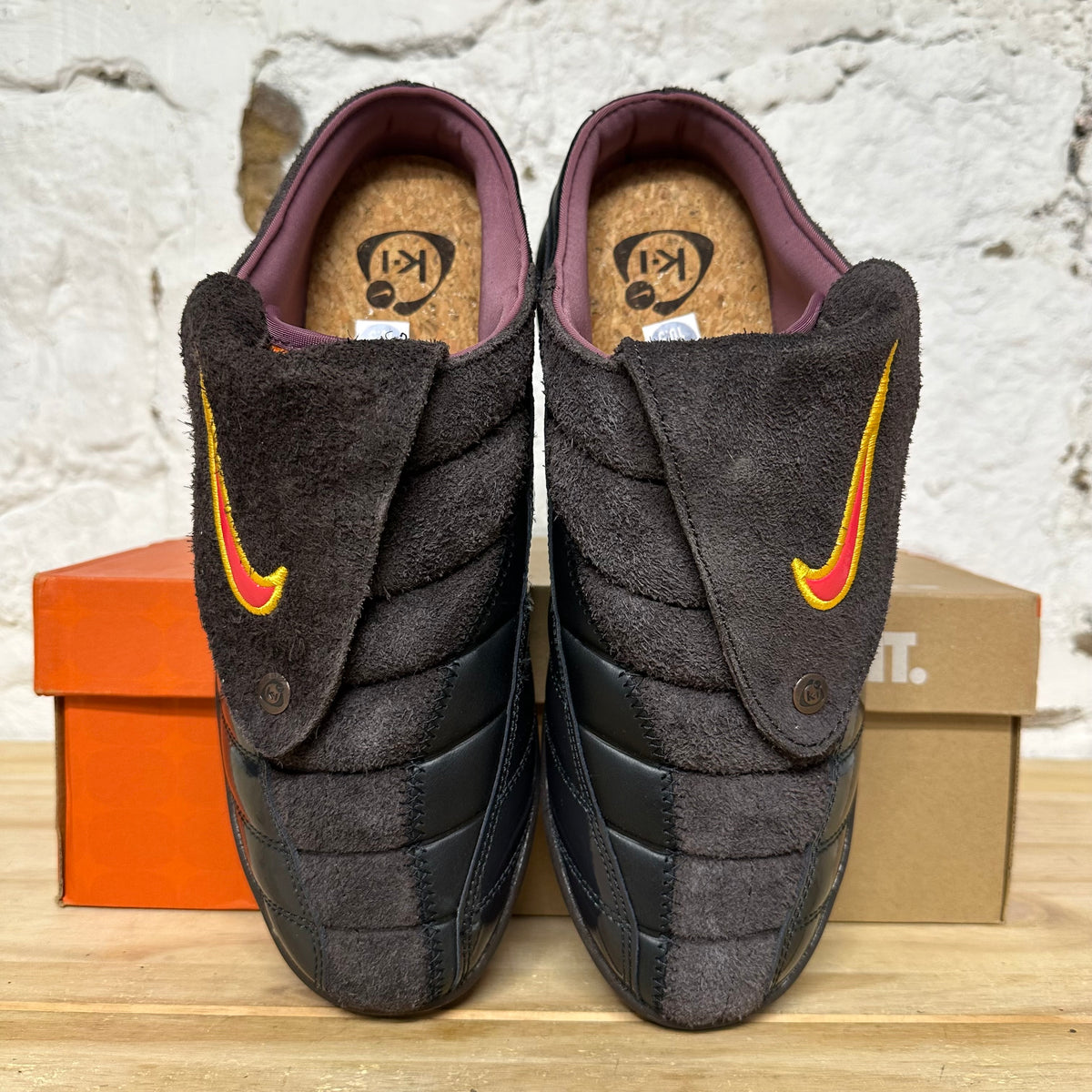 Nike Total 90 Mule Kids of Immigrants Velvet Brown Sz 10.5 DS