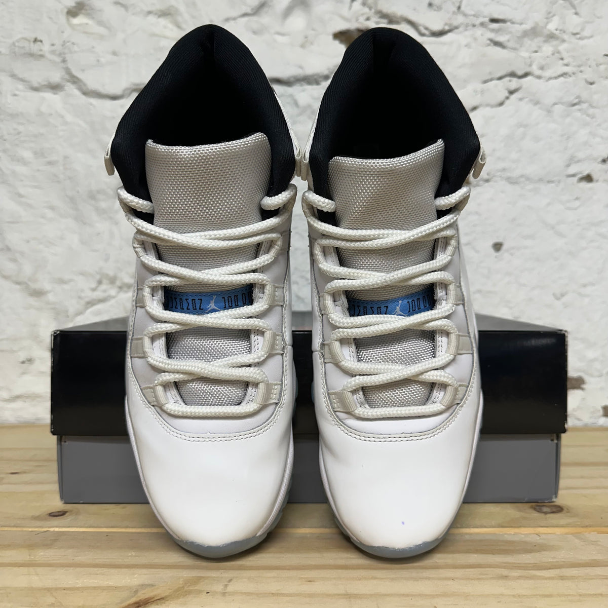 Air Jordan 11 High Legend Blue (2024) Sz 9.5