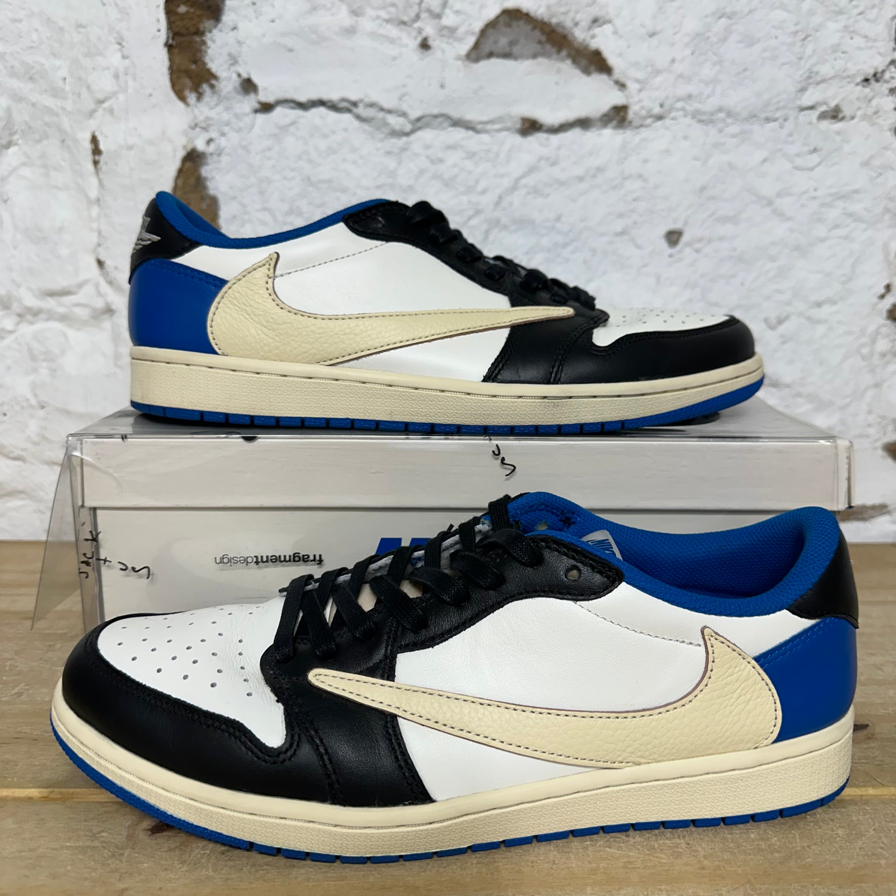 Air Jordan 1 Low Fragment x Travis Scott Sz 10.5