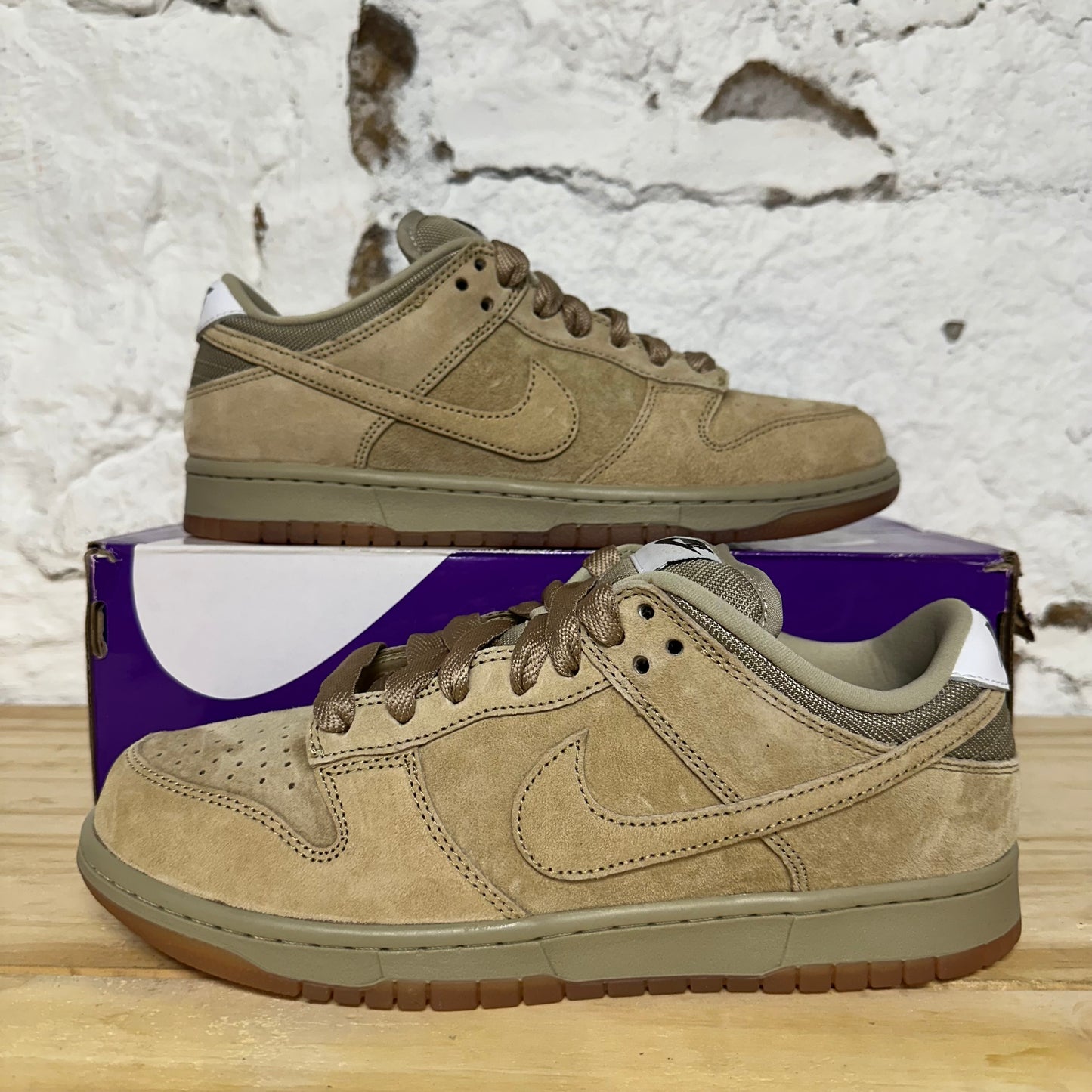 Nike Dunk Low SB Pro B Parachute Beige Sz 9 DS