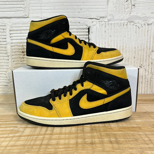 Air Jordan 1 Mid Reverse New Love Sz 10.5