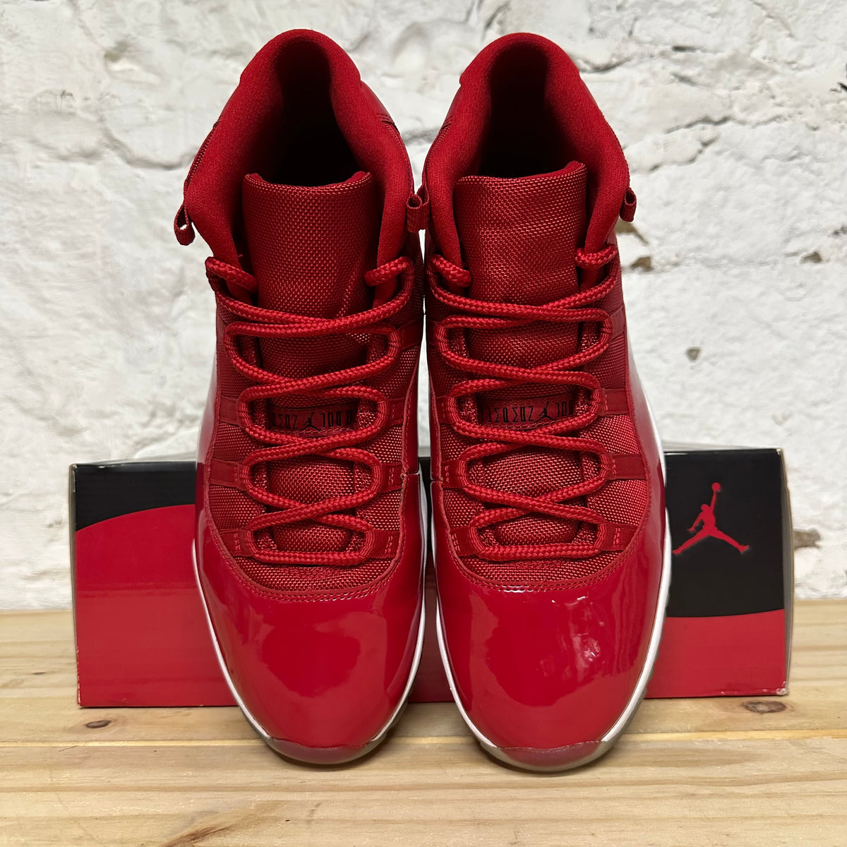 Air Jordan 11 High Win Like 96 Sz 12
