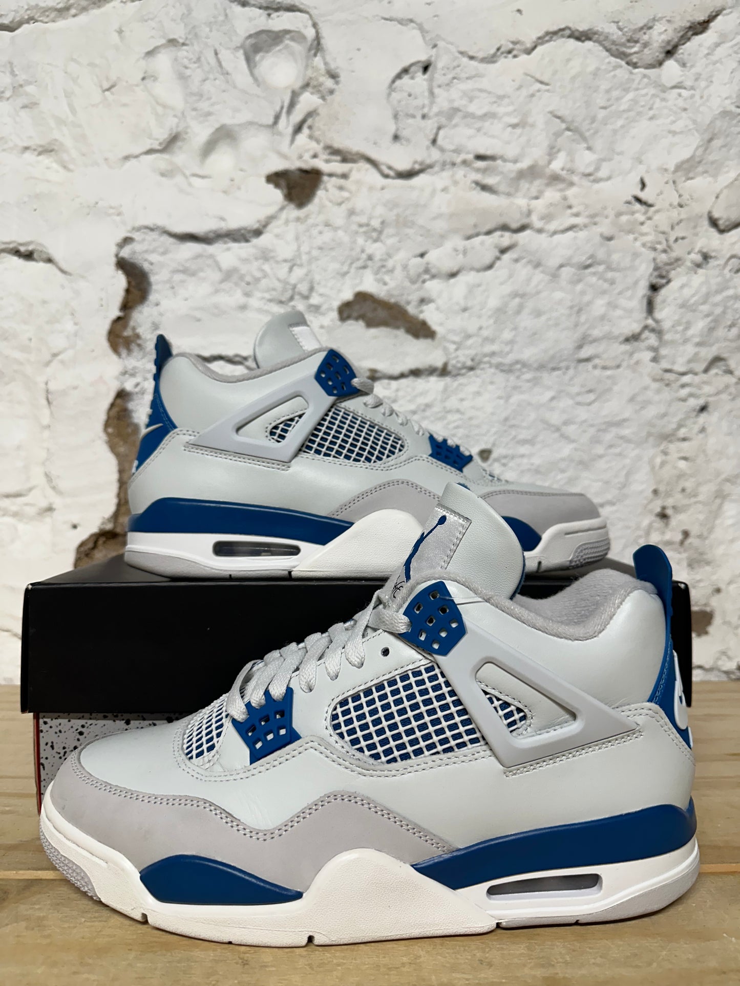 Air Jordan 4 Military Blue Sz 9