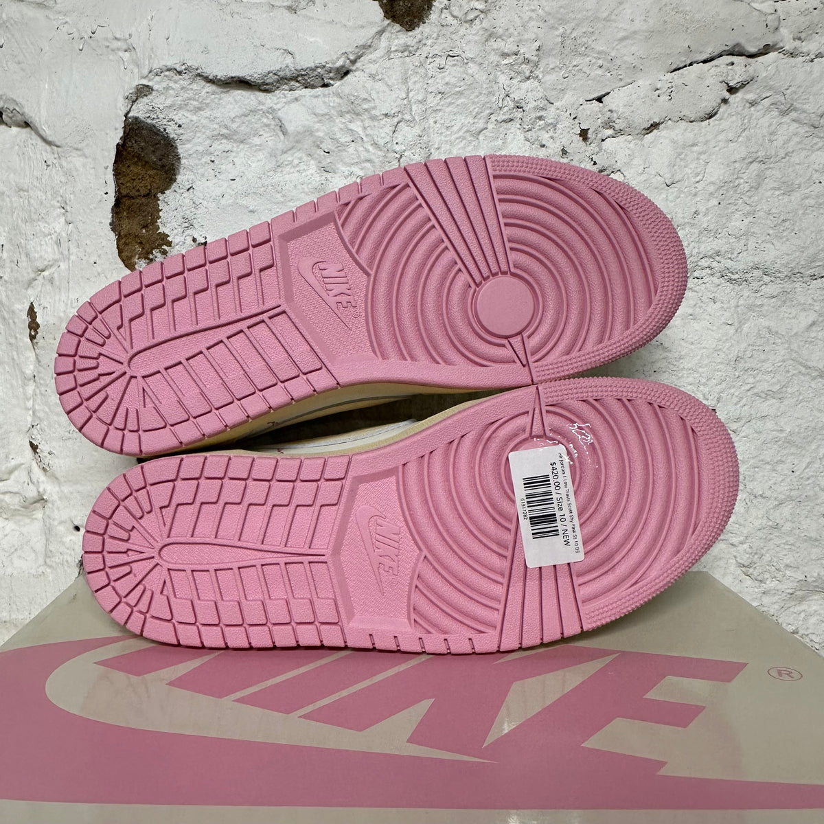 Air Jordan 1 Low Travis Scott Shy Pink Sz 10 DS