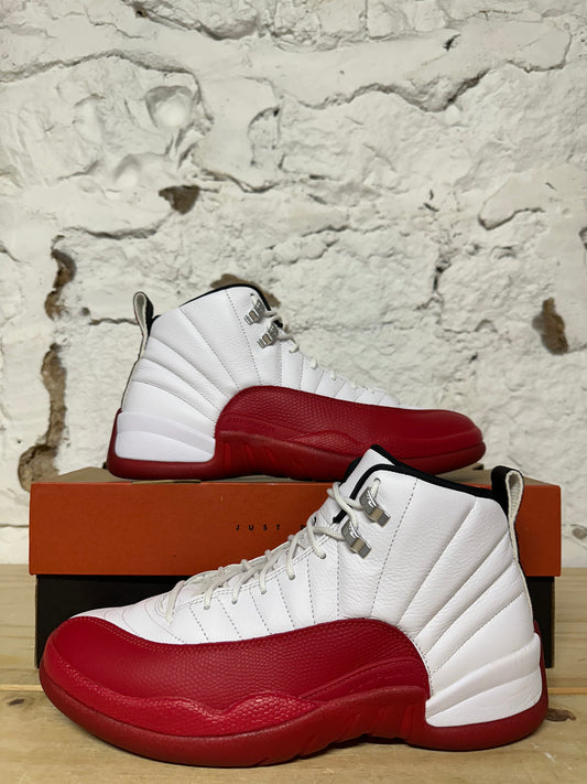 Air Jordan 12 Cherry Sz 10.5