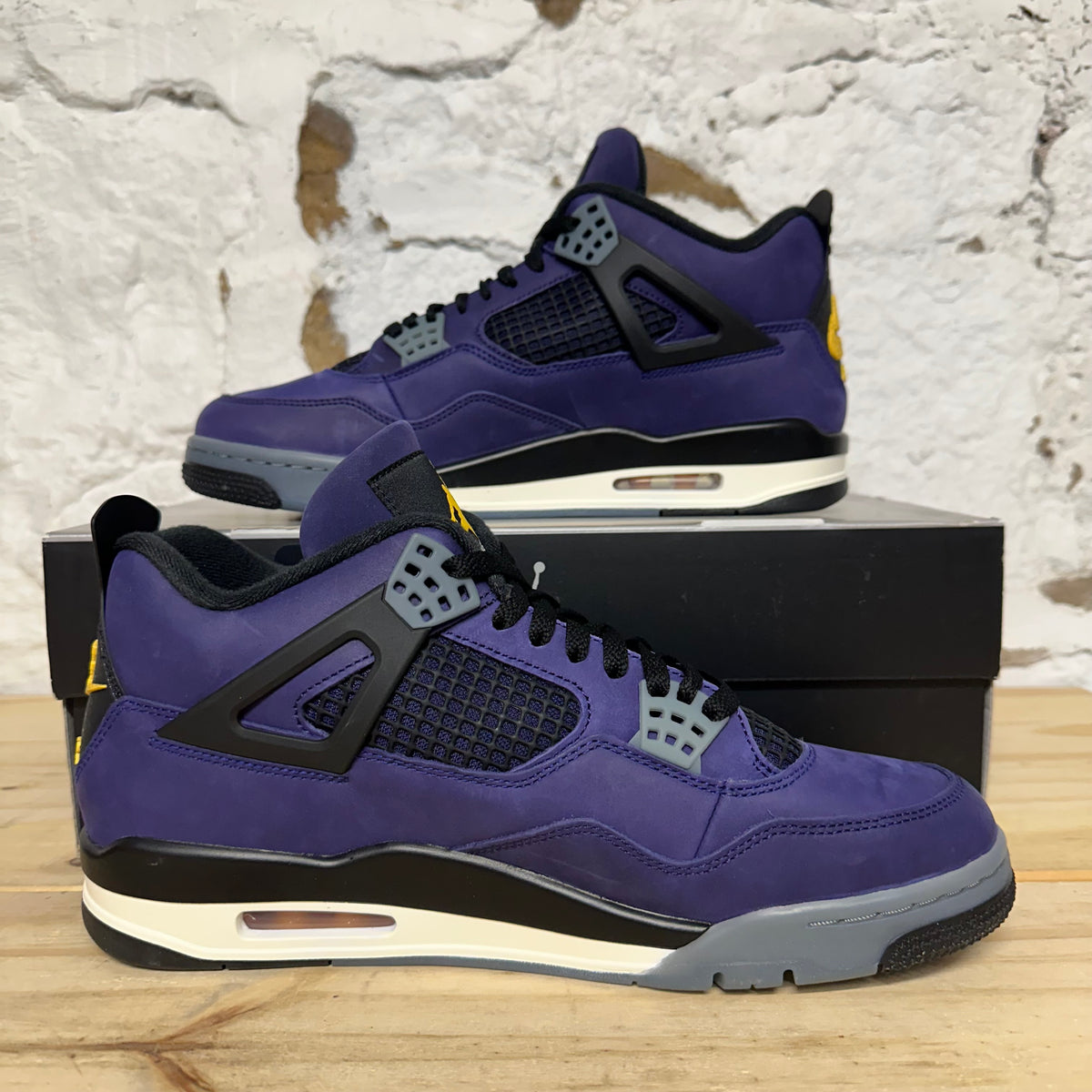 Air Jordan 4 Lakers Sz 11.5 DS