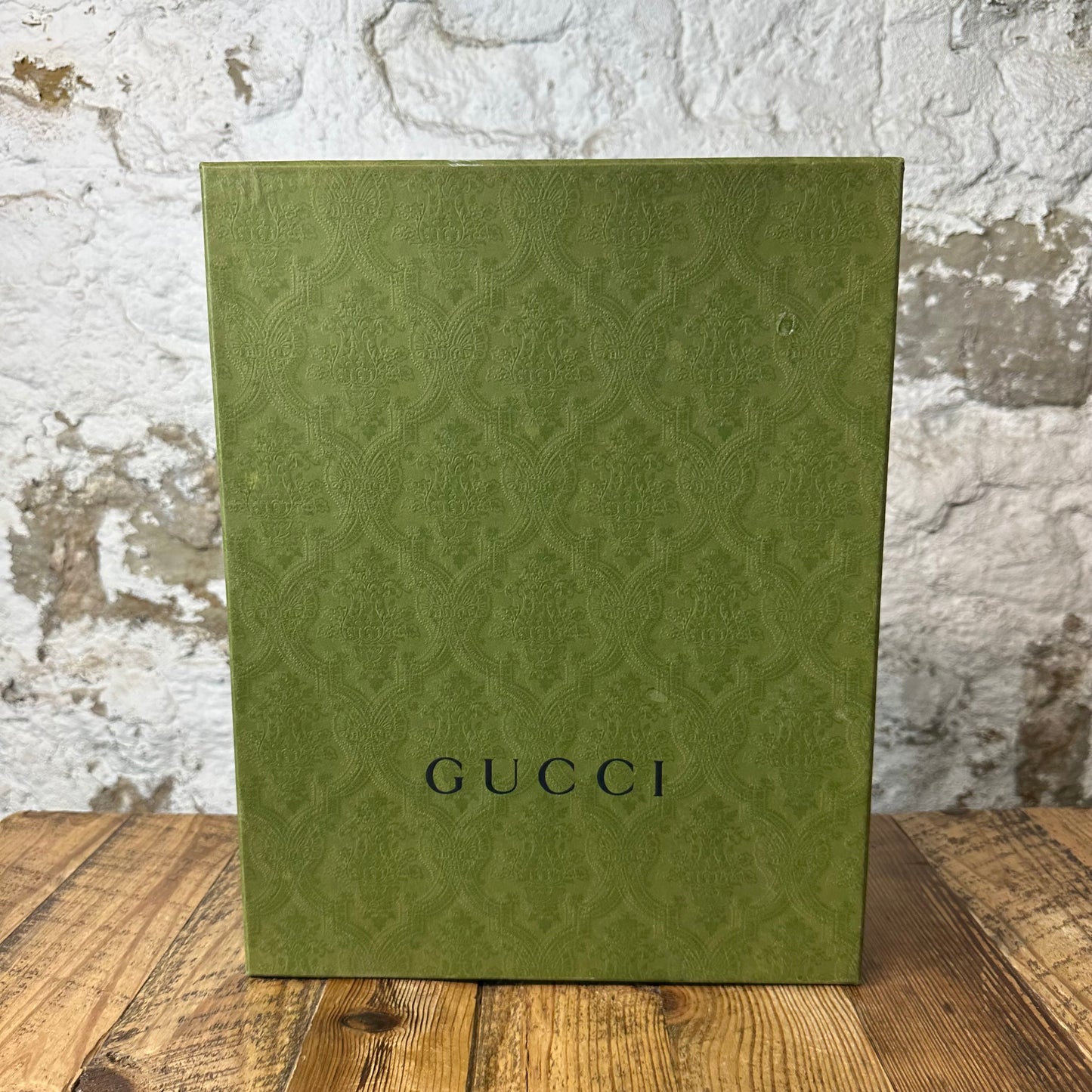 Gucci Rhyton Vintage Logo Cream Sneaker Sz 8