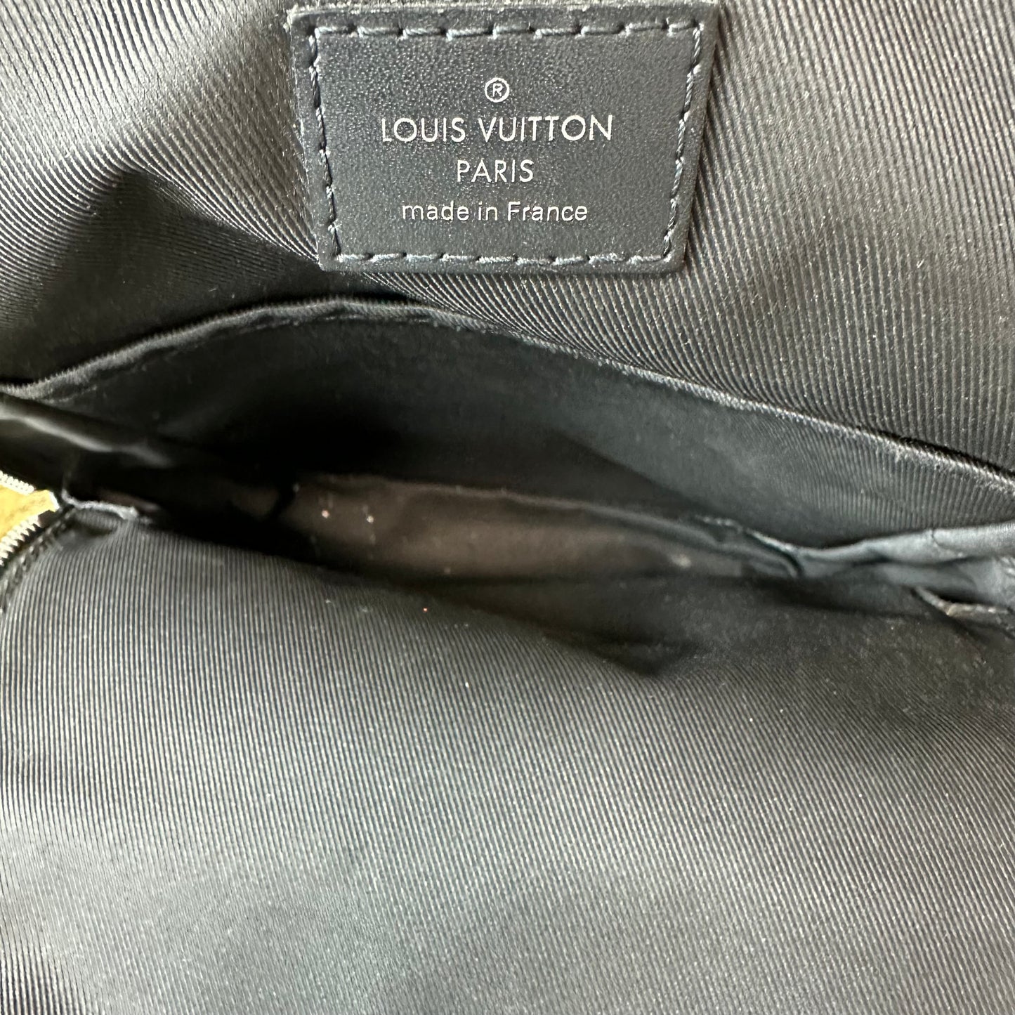 Louis Vuitton Damier Graphite Avenue Sling Bag