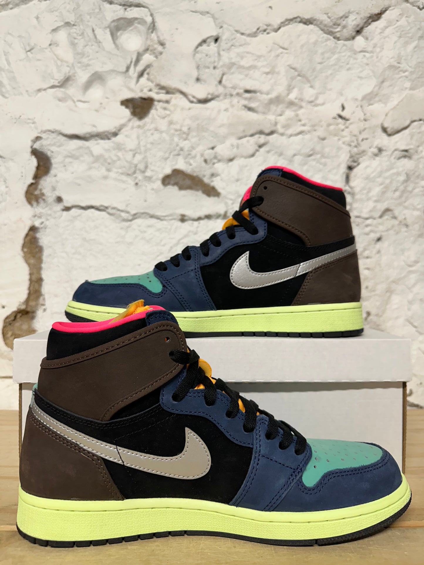 Air Jordan 1 High Tokyo Biohack Sz 9