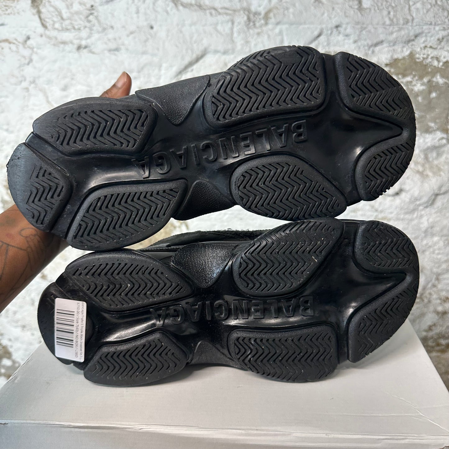 Balenciaga Triple S Triple Black Sneaker Sz 7 (40)