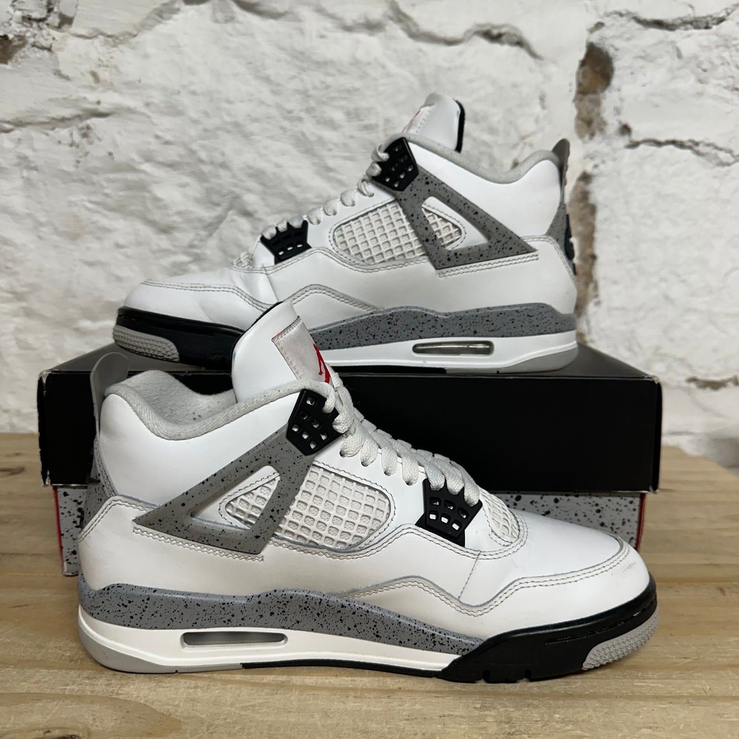 Air Jordan 4 White Cement Sz 8