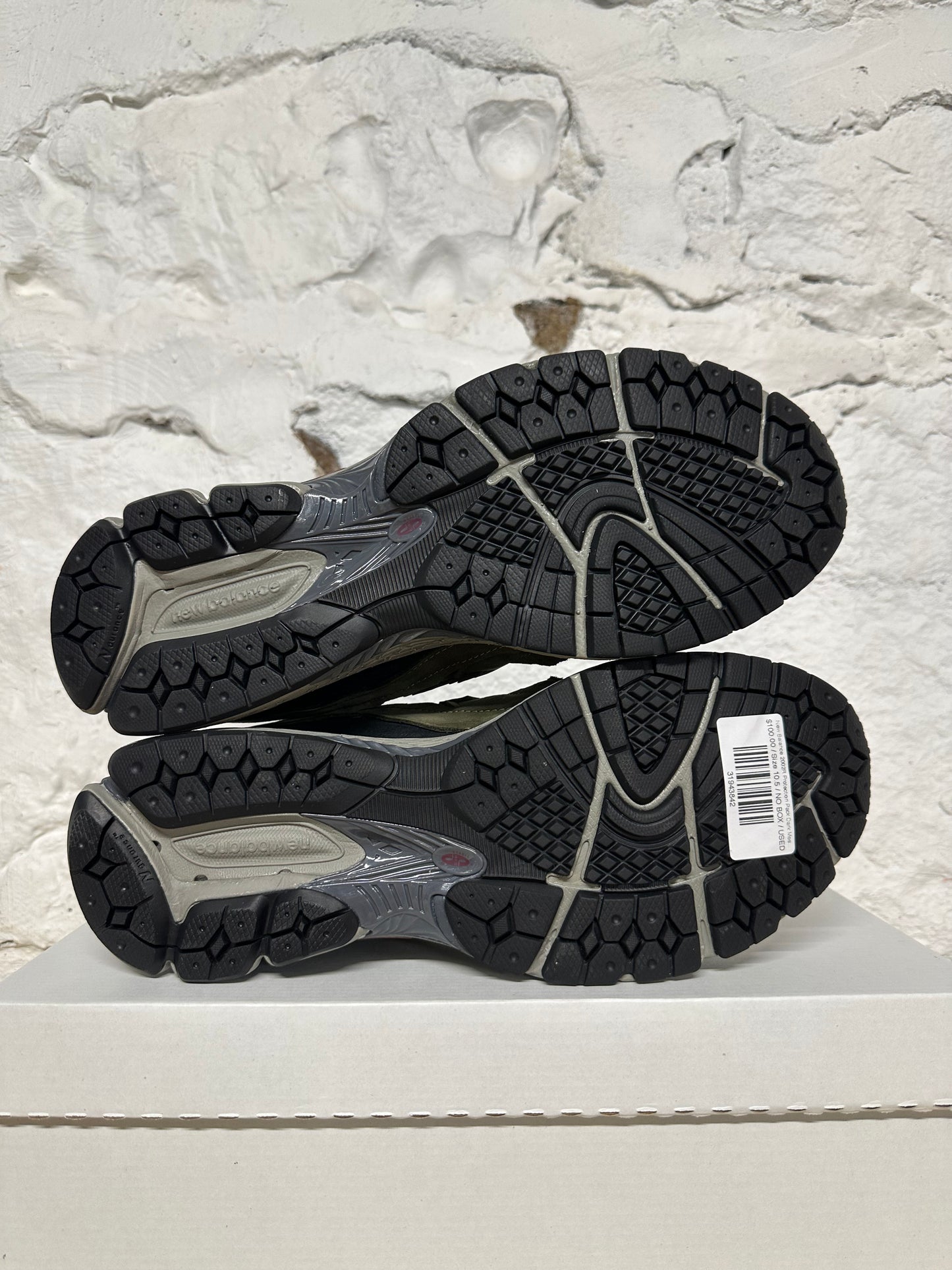 New Balance 2002R Protection Pack Dark Moss Sz 10.5