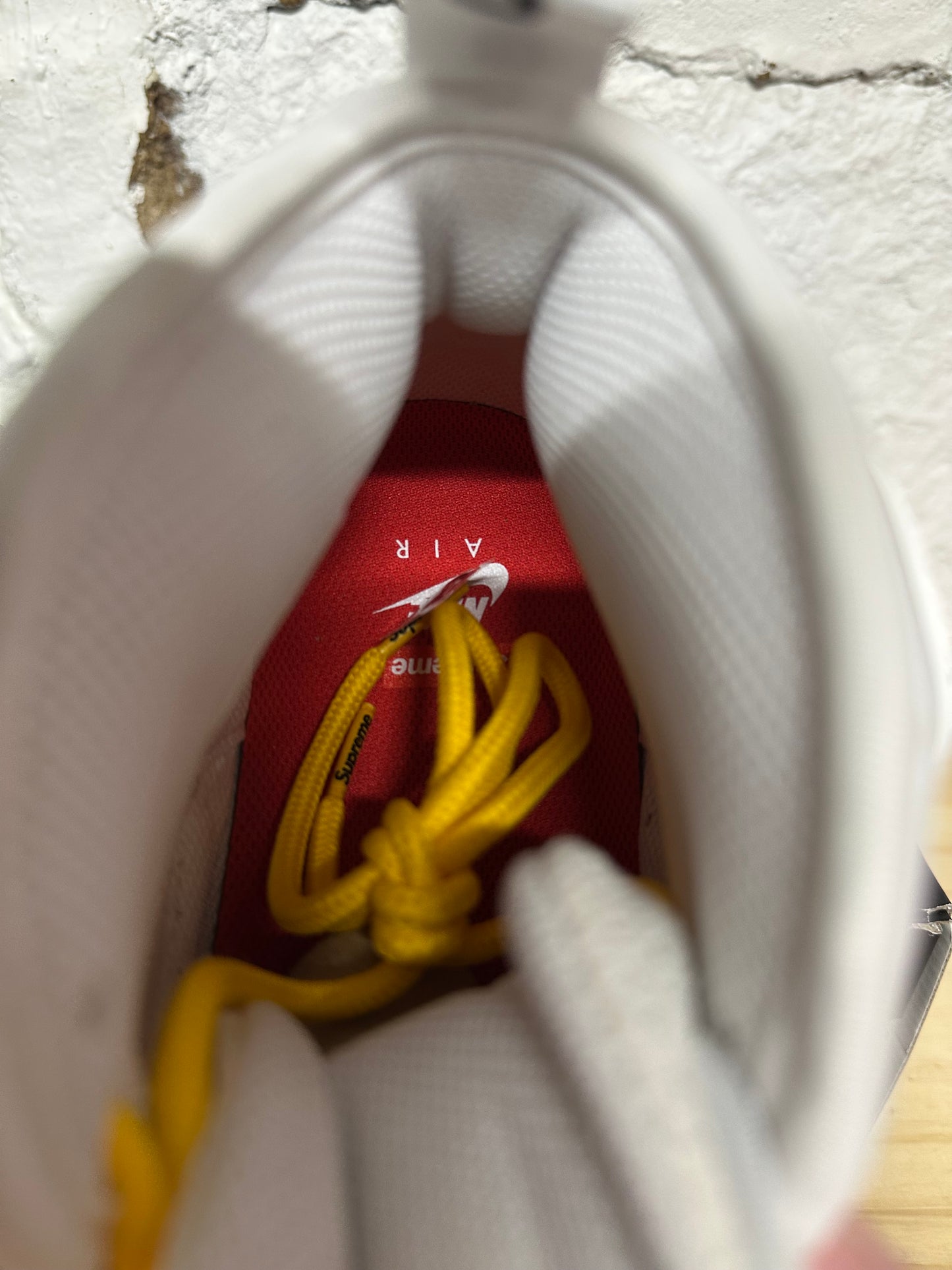 Nike Air Bakin Supreme White Sz 10.5 DS