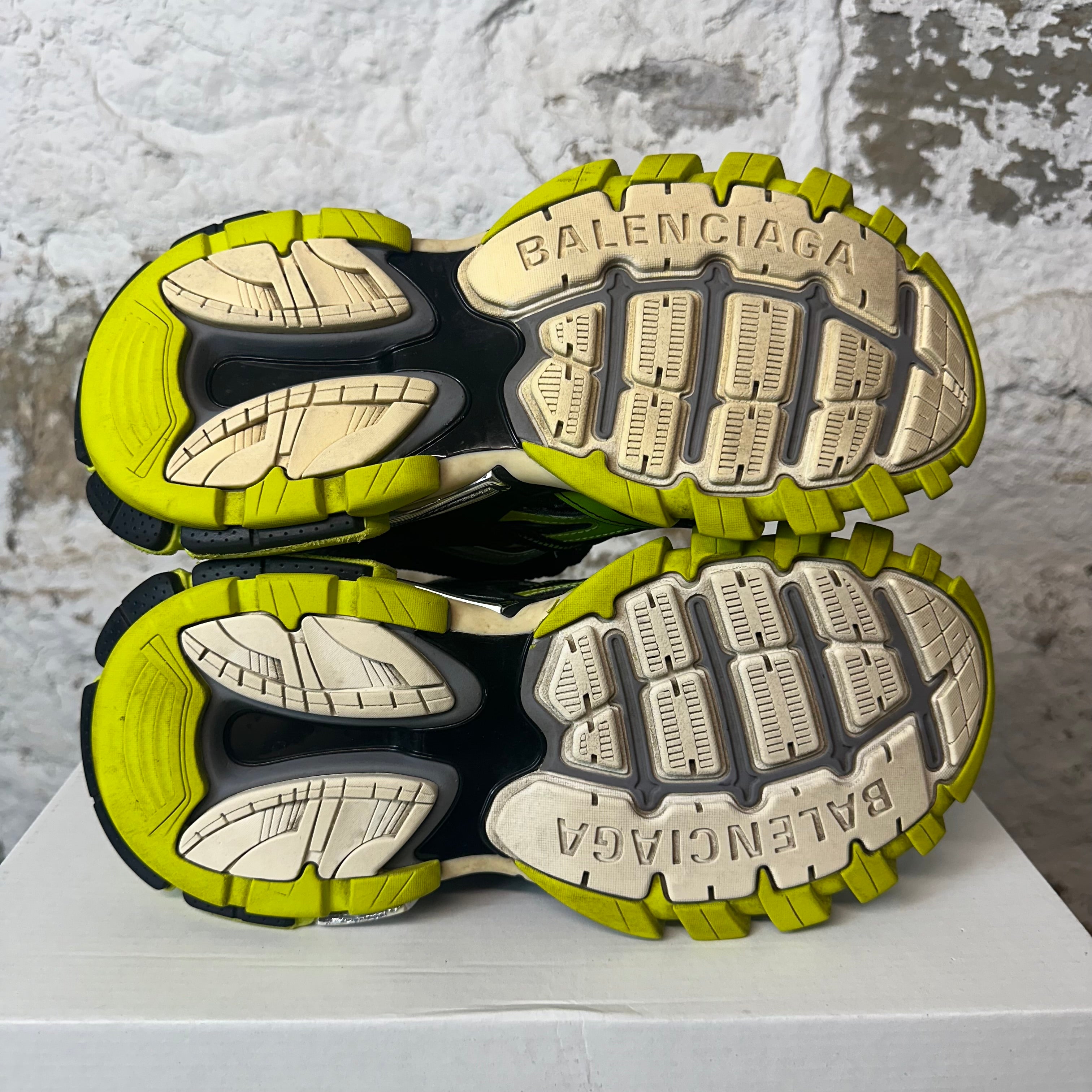 Balenciaga Track 2 Black Neon Green Sz 6 (39) – The Gallery Online