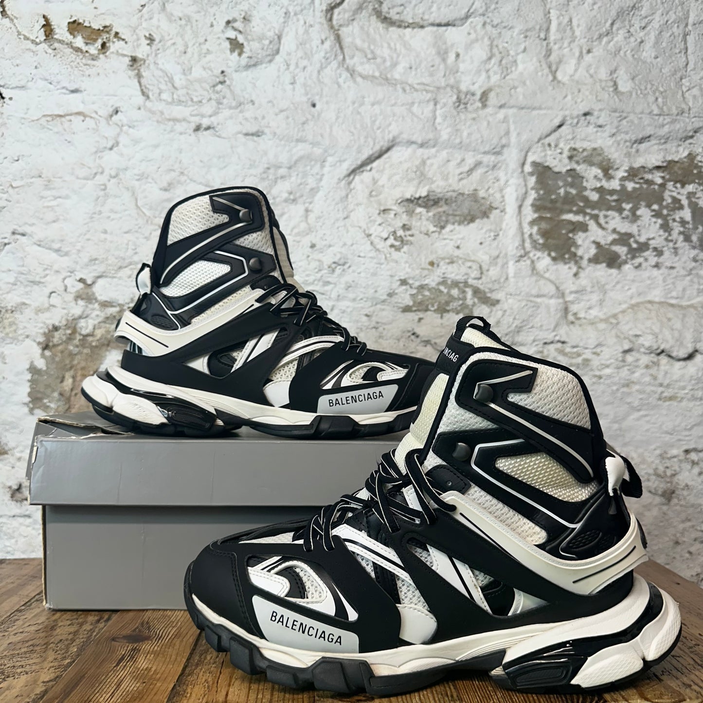 Balenciaga High Track Runner Black White Sneaker Sz 11 (44)