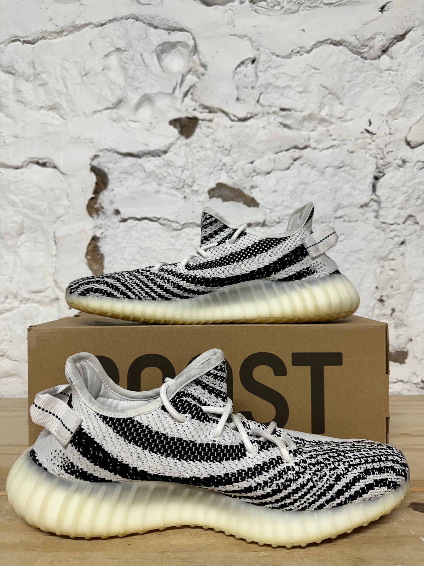 Yeezy 350 Zebra Sz 11.5