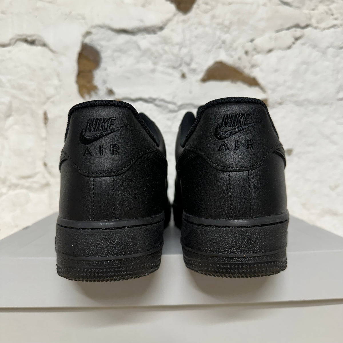 Nike Air Force 1 Low Black 07 Sz 11.5 DS