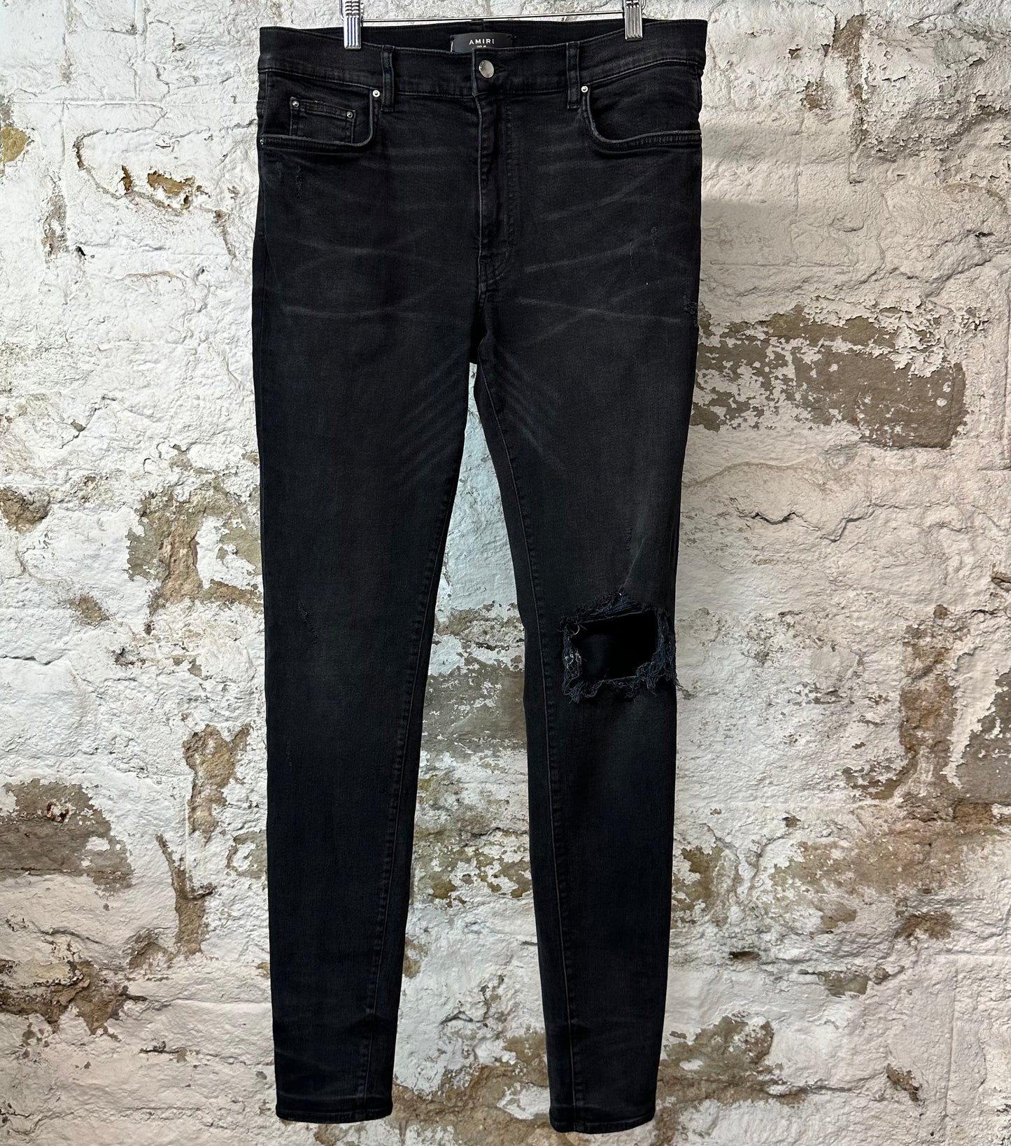 Amiri Knee Hole Plain Faded Black Denim Jeans Sz 36