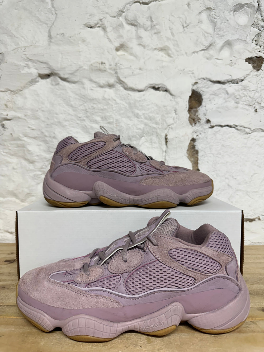Yeezy 500 Soft Vision Sz 9.5