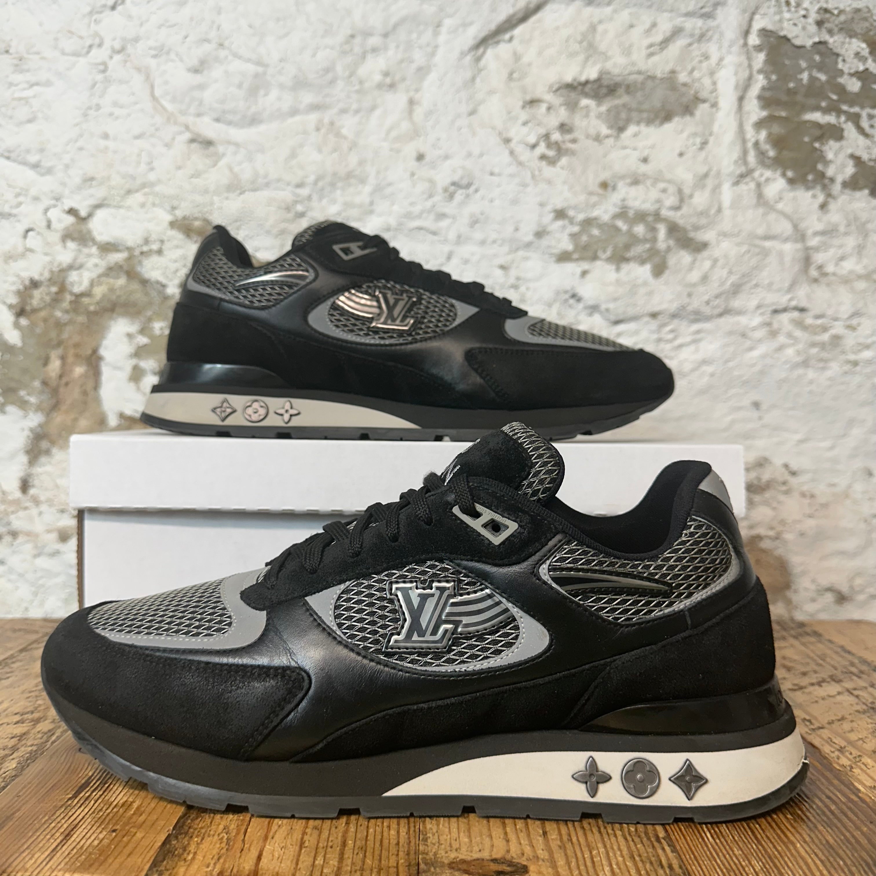Louis Vuitton Black Silver Runaway Sneaker Sz 10.5 (9LV)