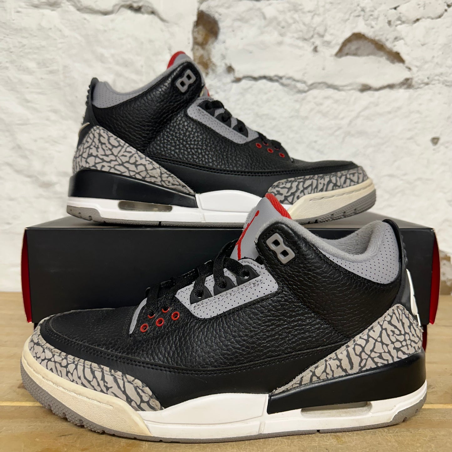 Air Jordan 3 Black Cement (2018) Sz 9
