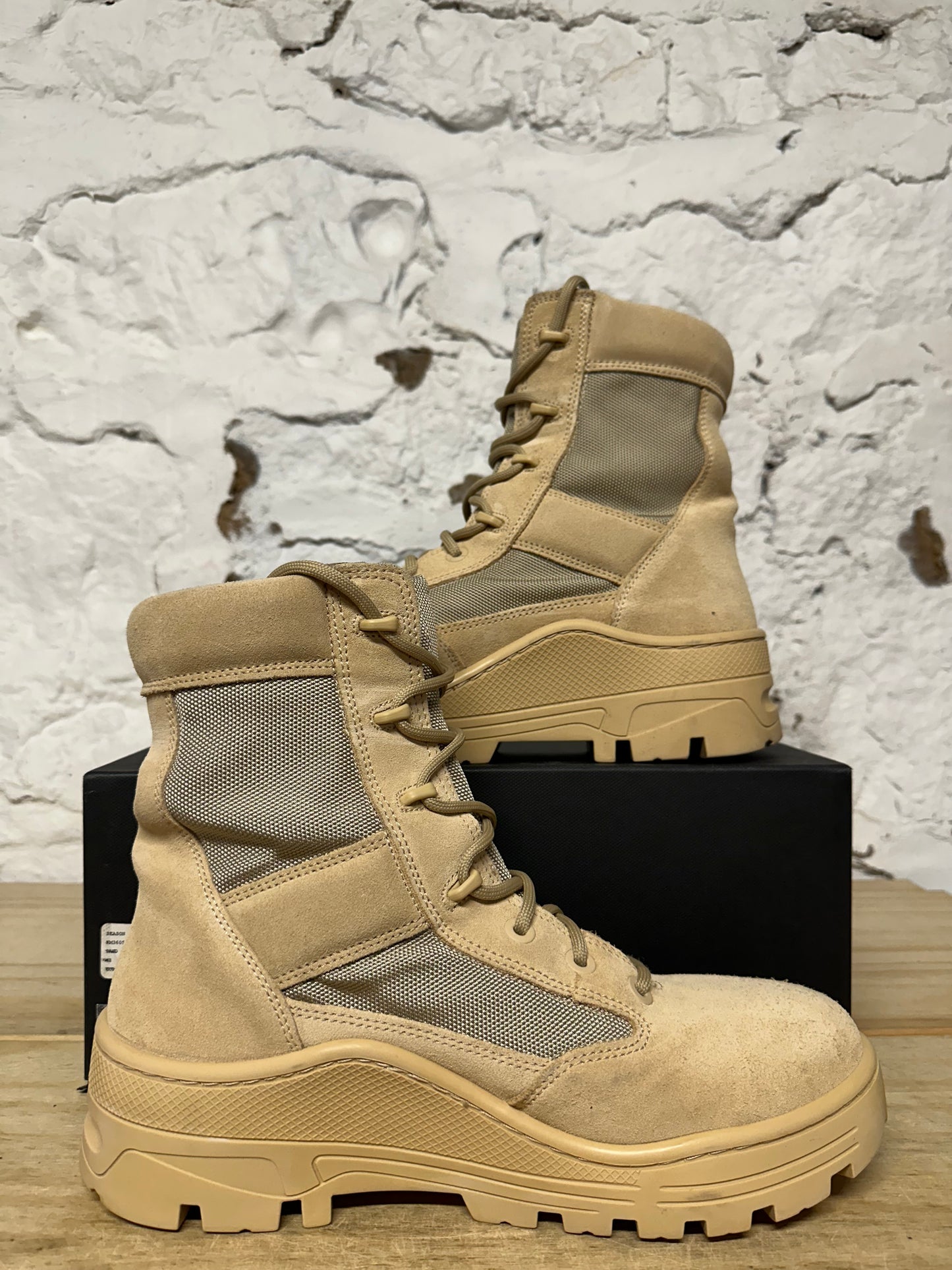 Yeezy Season 4 Combat Boot Sand Sz 44