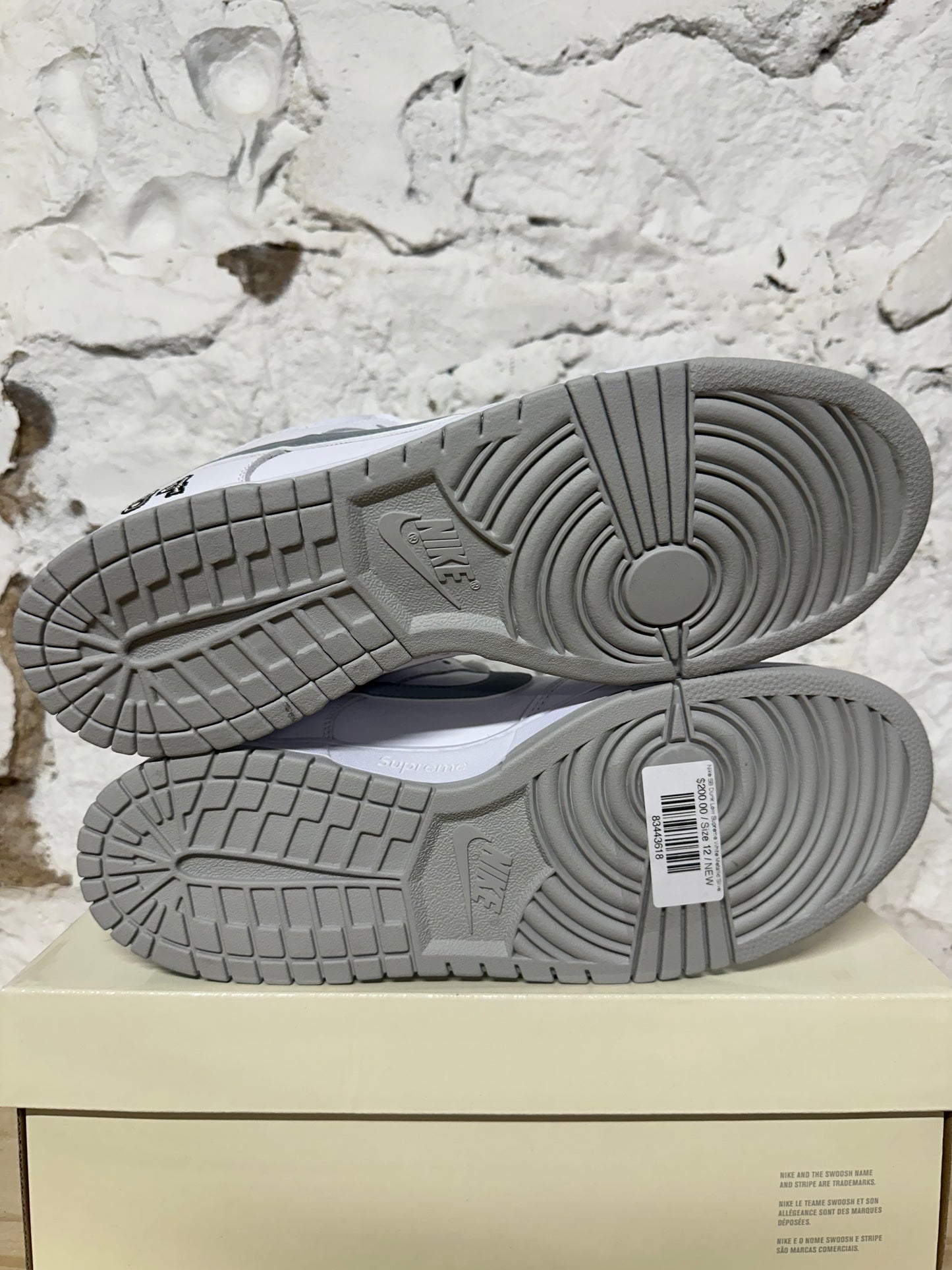 Nike SB Dunk Low Supreme White Metallic Silver Sz 12 DS