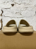 Yeezy Slide Bone Sz 9