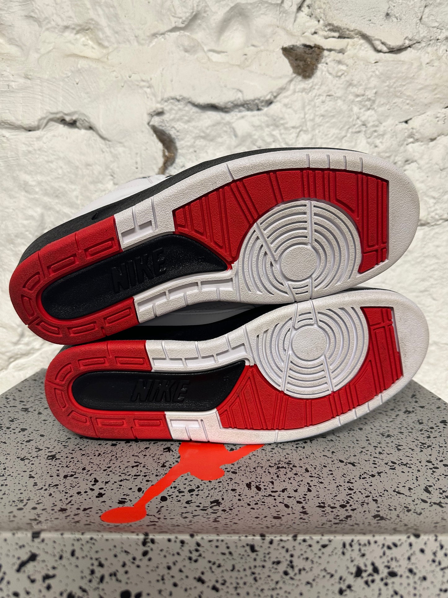 Air Jordan 2 Converse Alumni Pack Sz 8