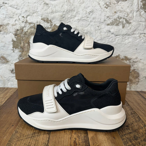 Burberry Ramsey Black White Sneaker Sz 6.5 (39)
