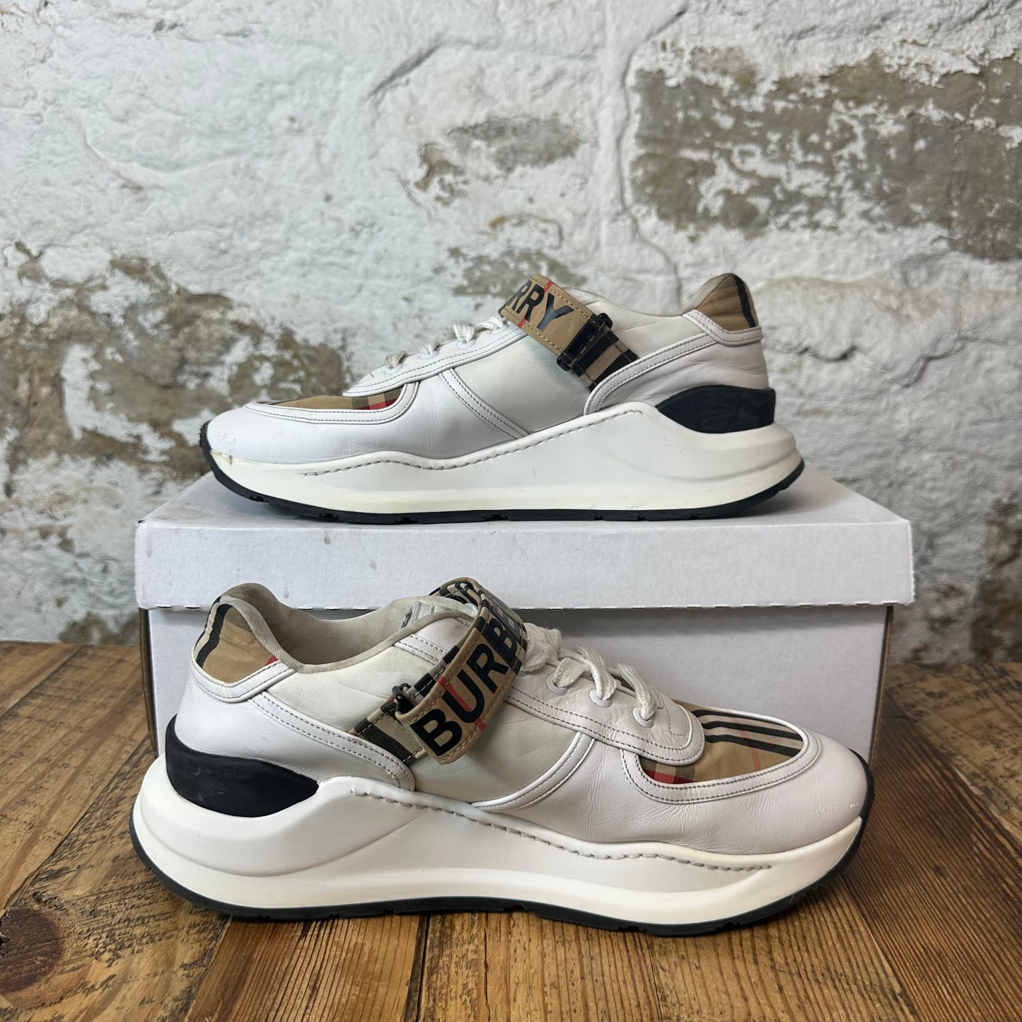 Burberry Ramsey Plaid Strap White Sneaker Sz 9 (42)