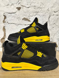 Air Jordan 4 Thunder Sz 9