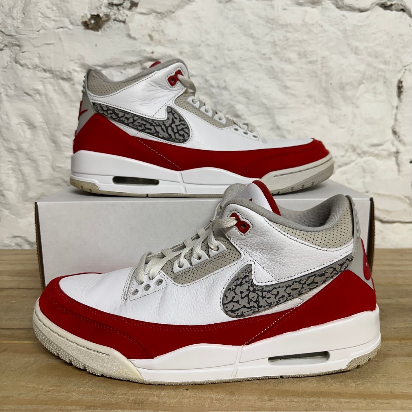 Air Jordan 3 Tinker Red Sz 12