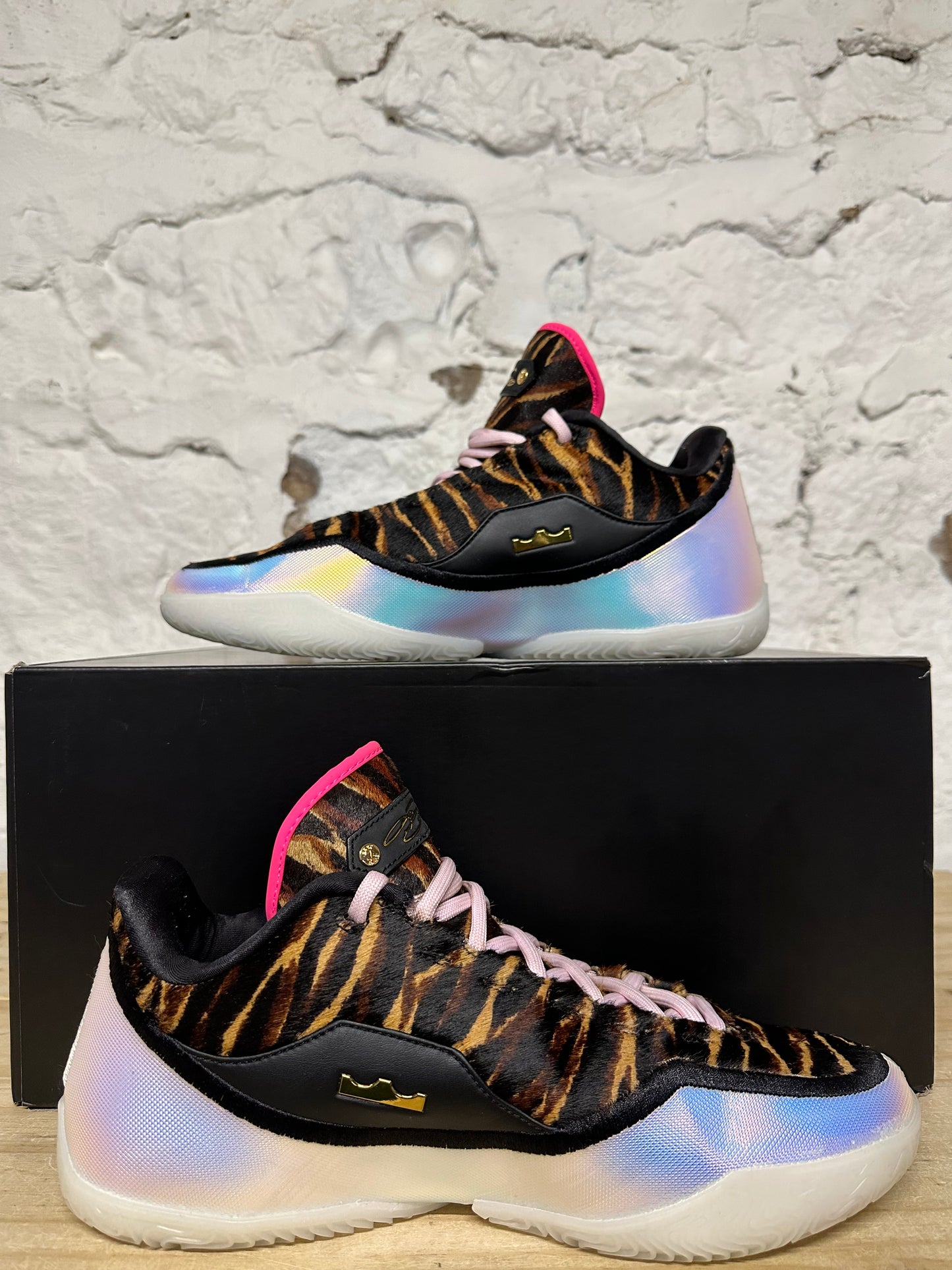 Nike Lebron 23 Heat Wave Sz 11