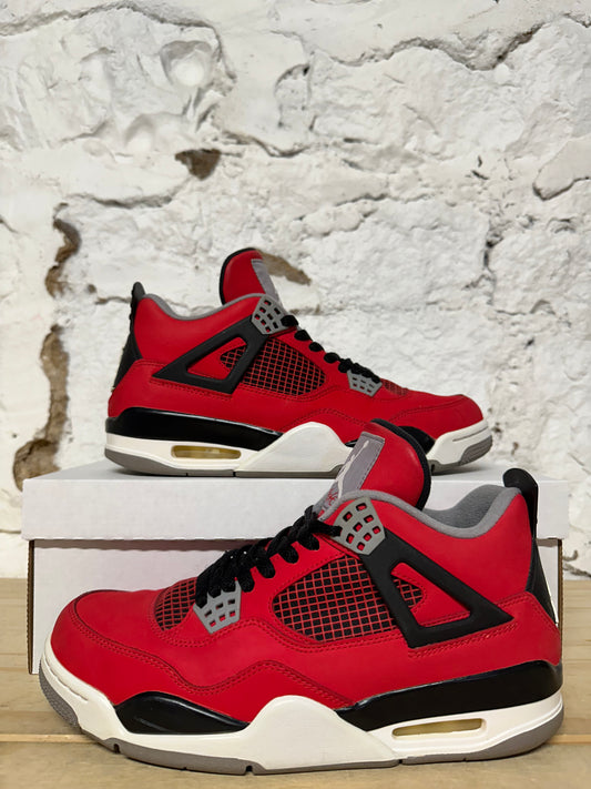 Air Jordan 4 Toro Sz 9