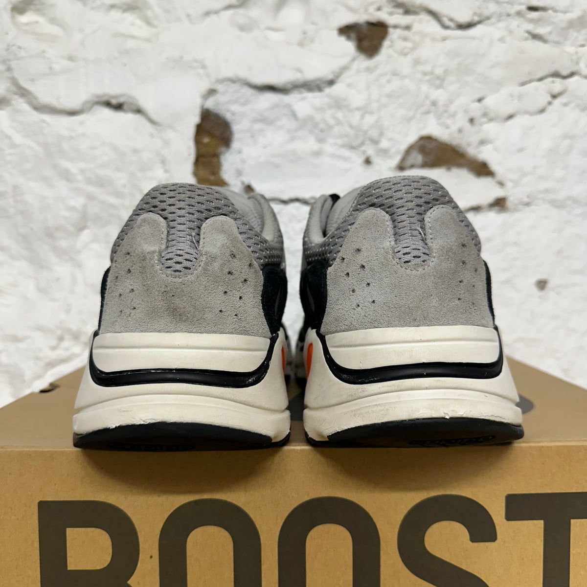 Yeezy 700 Wave Runner Sz 12.5