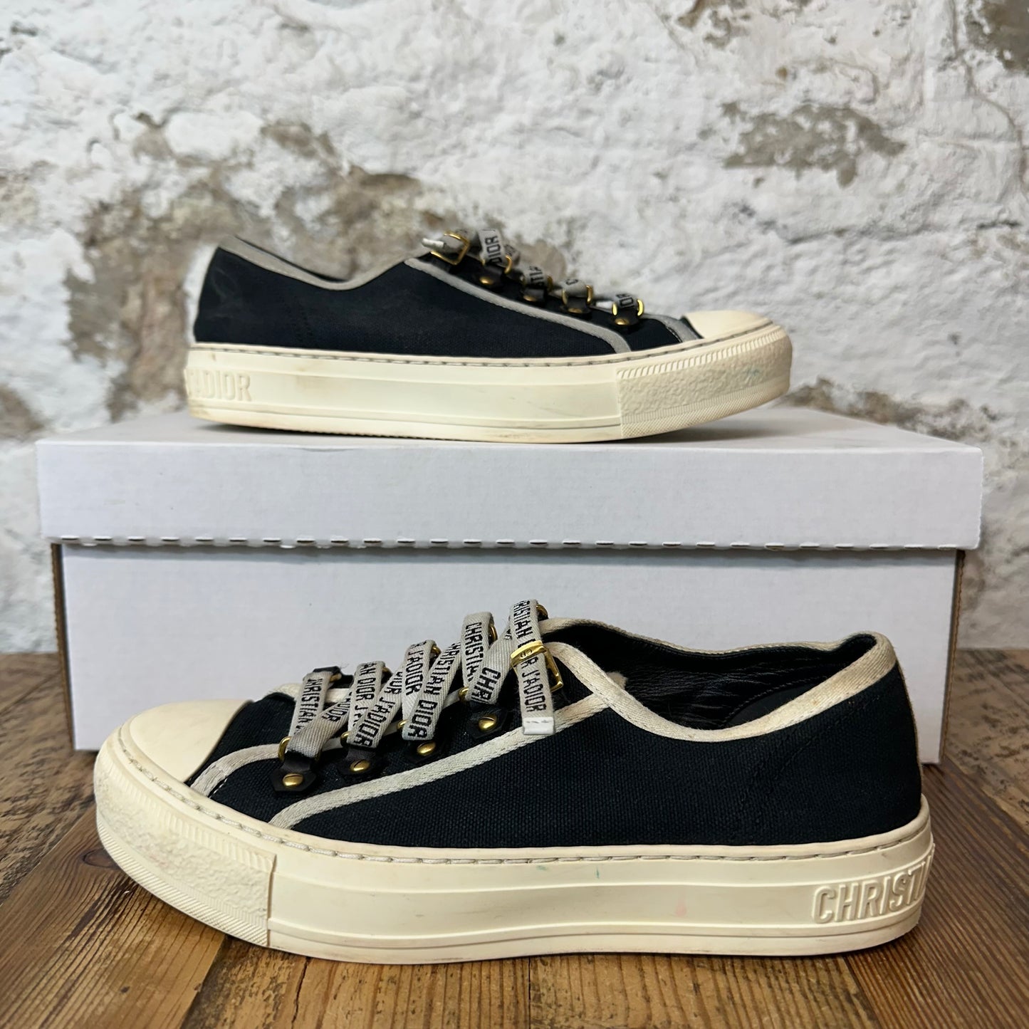 Dior Walk n Dior Black White Sneaker Sz 5 (37)