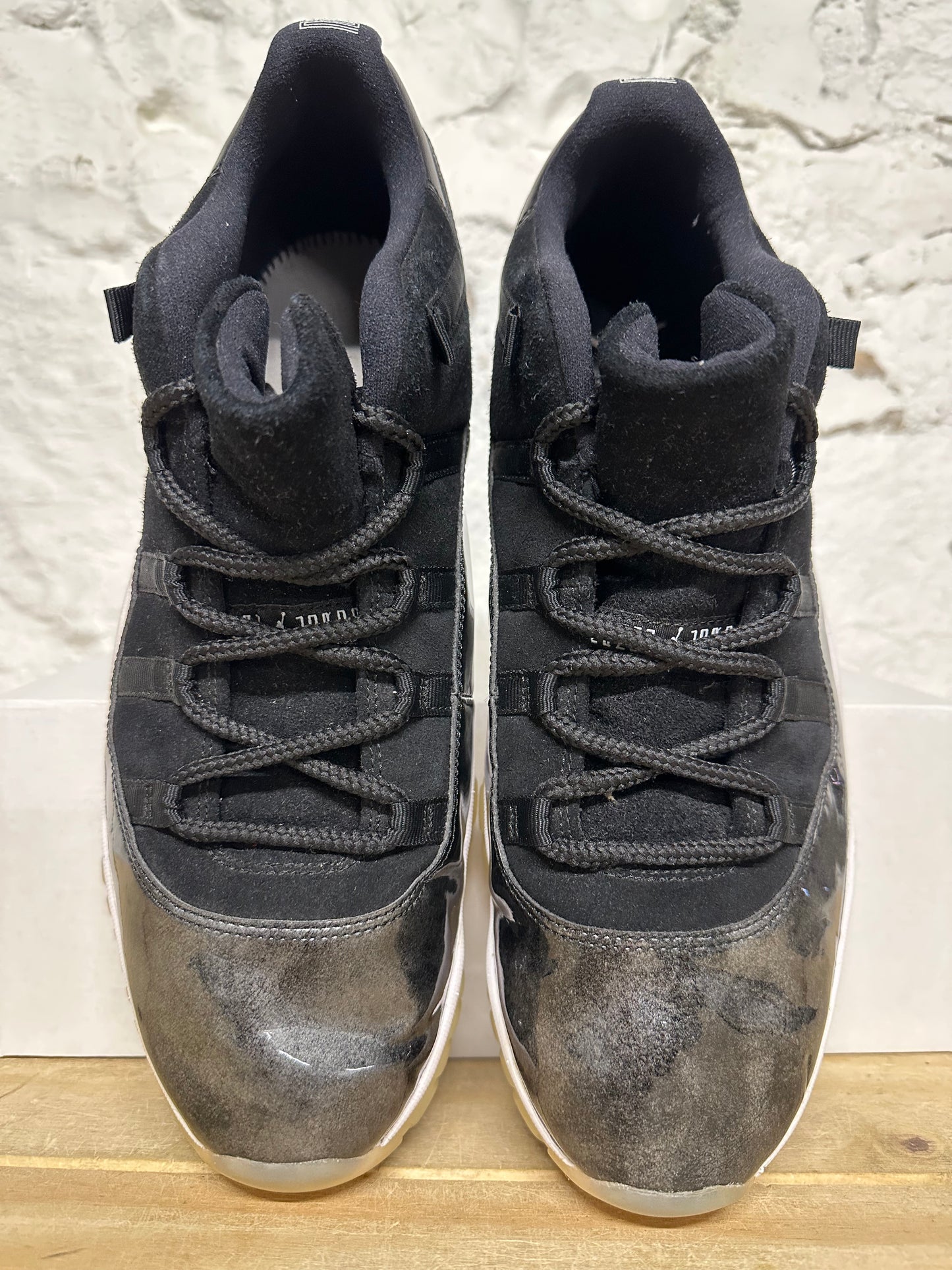 Air Jordan 11 Low Barons Sz 13