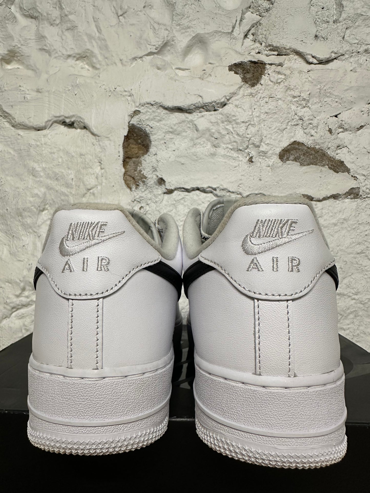 Nike Air Force 1 Low Supreme Black White Sz 9