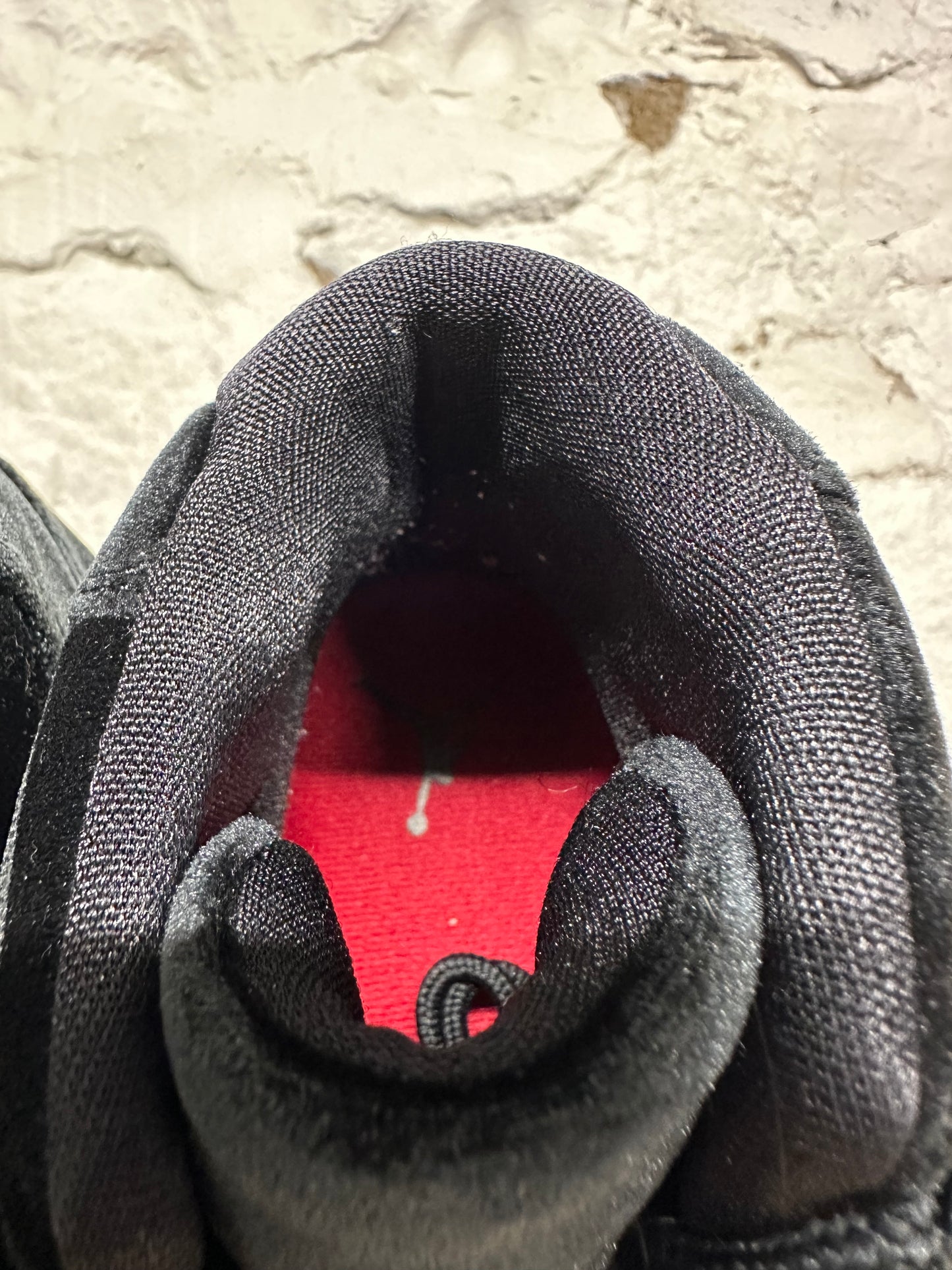 Air Jordan 11 Bred Velvet Sz 8 (9.5W)