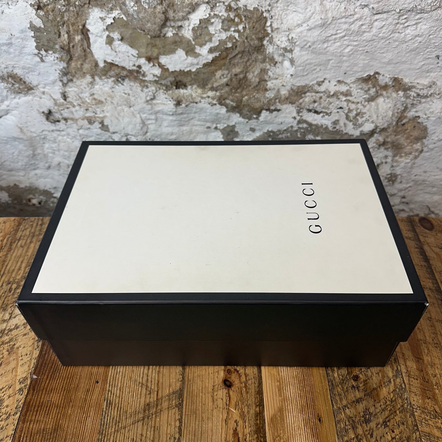 Gucci Ultrapace Black Orange Sneaker Sz 7.5