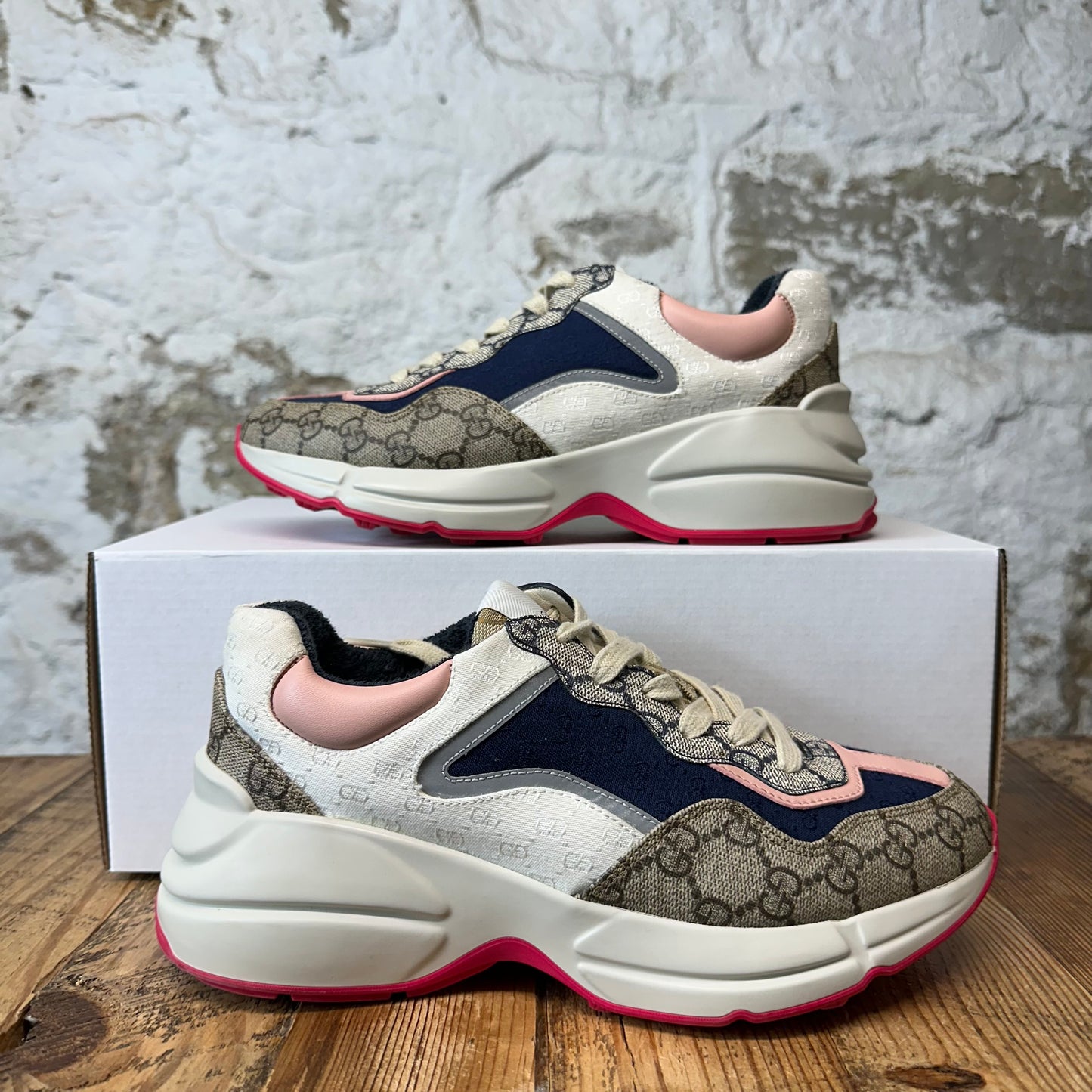 Gucci Rhyton Multicolor White Sneaker Sz 6 (38)