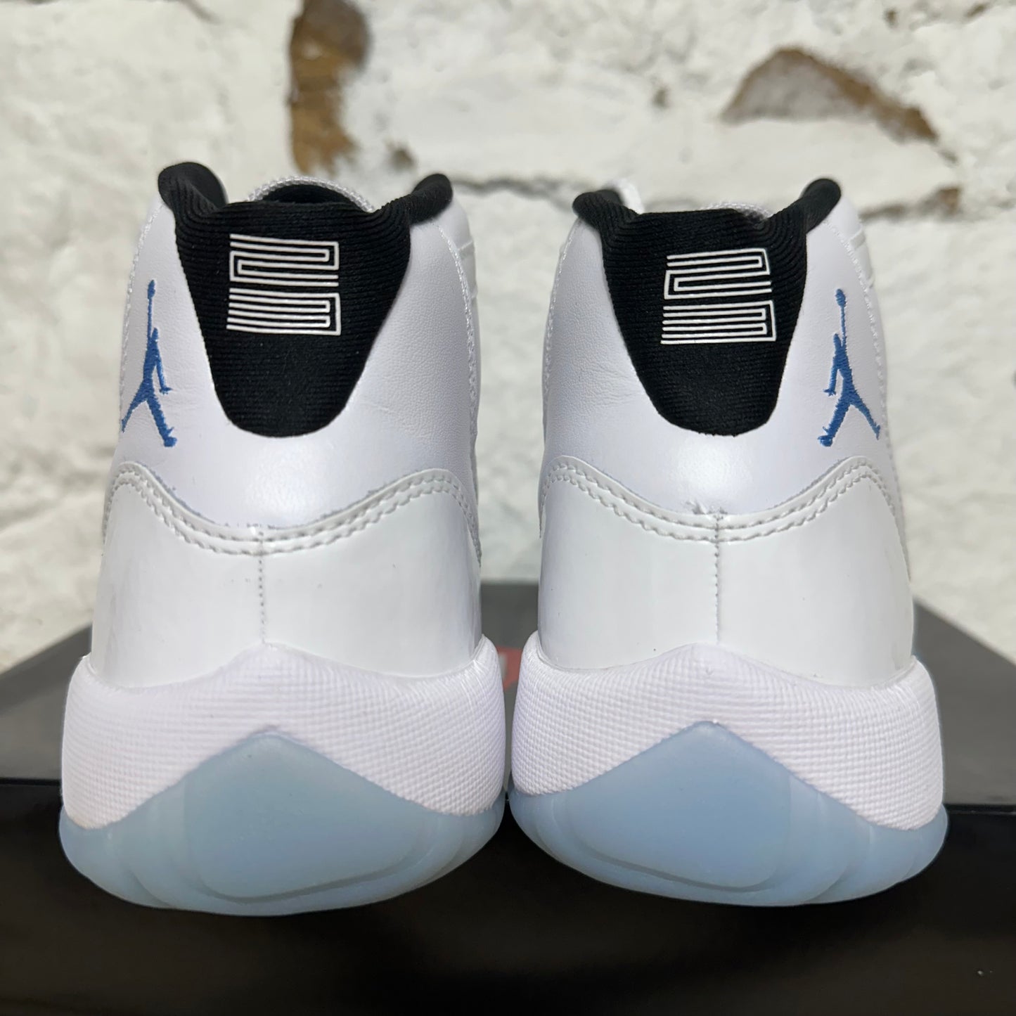 Air Jordan 11 High Legend Blue (2024) Sz 6.5Y DS