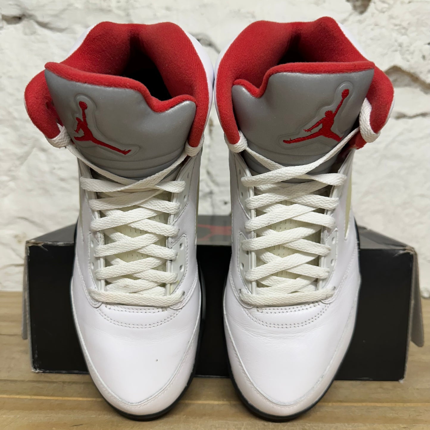 Air Jordan 5 Fire Red Silver Tongue (2020) Sz 10